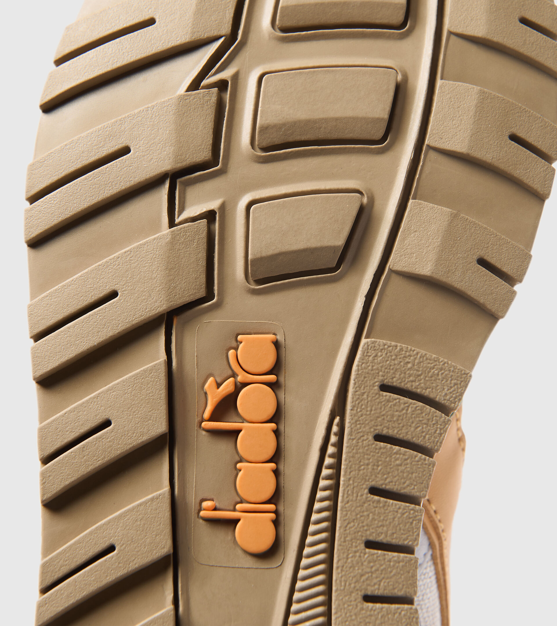 Zapatillas deportivas - Hombre  N9002 CAMO VERDE ACEITE/AZUL ALBA - Diadora