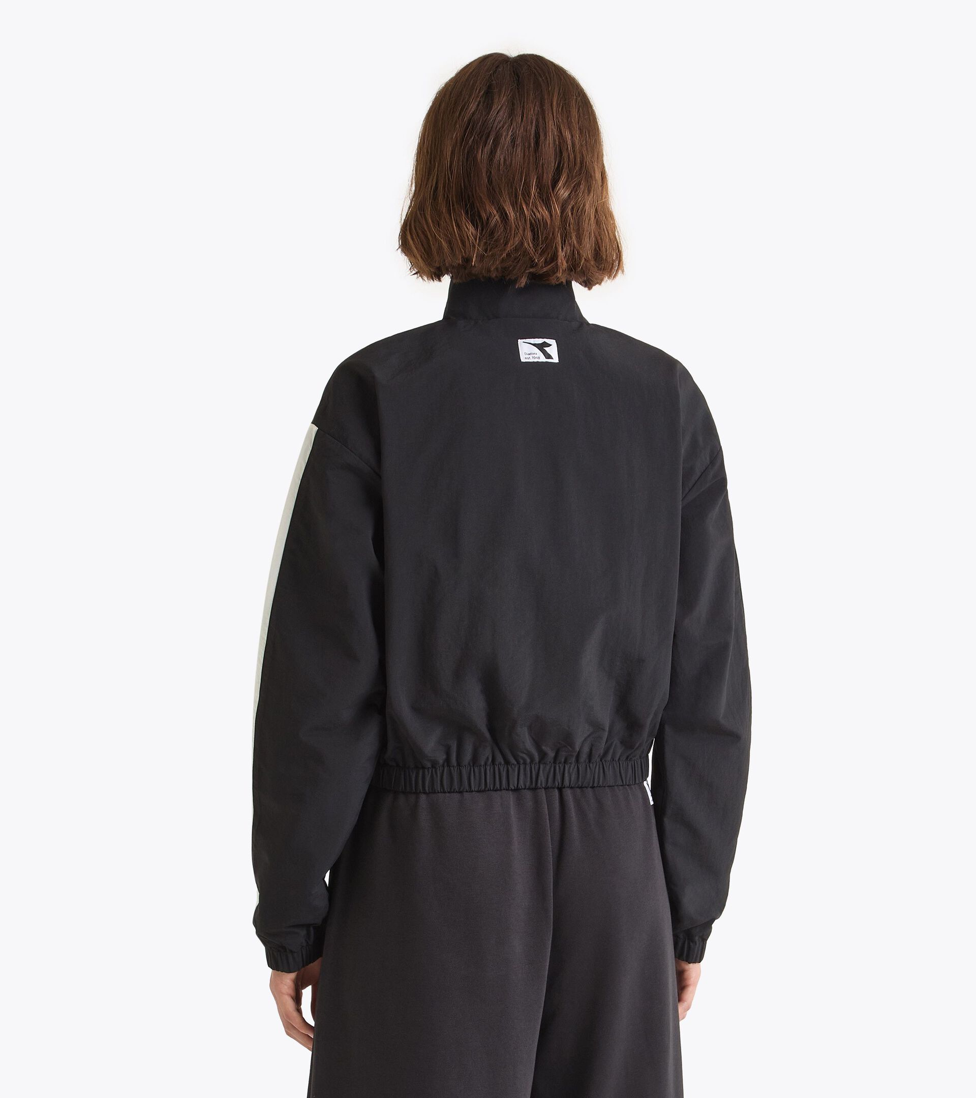 Track Jacket - Women’s
L. TRACK JACKET ATHL. LOGO BLACK - Diadora