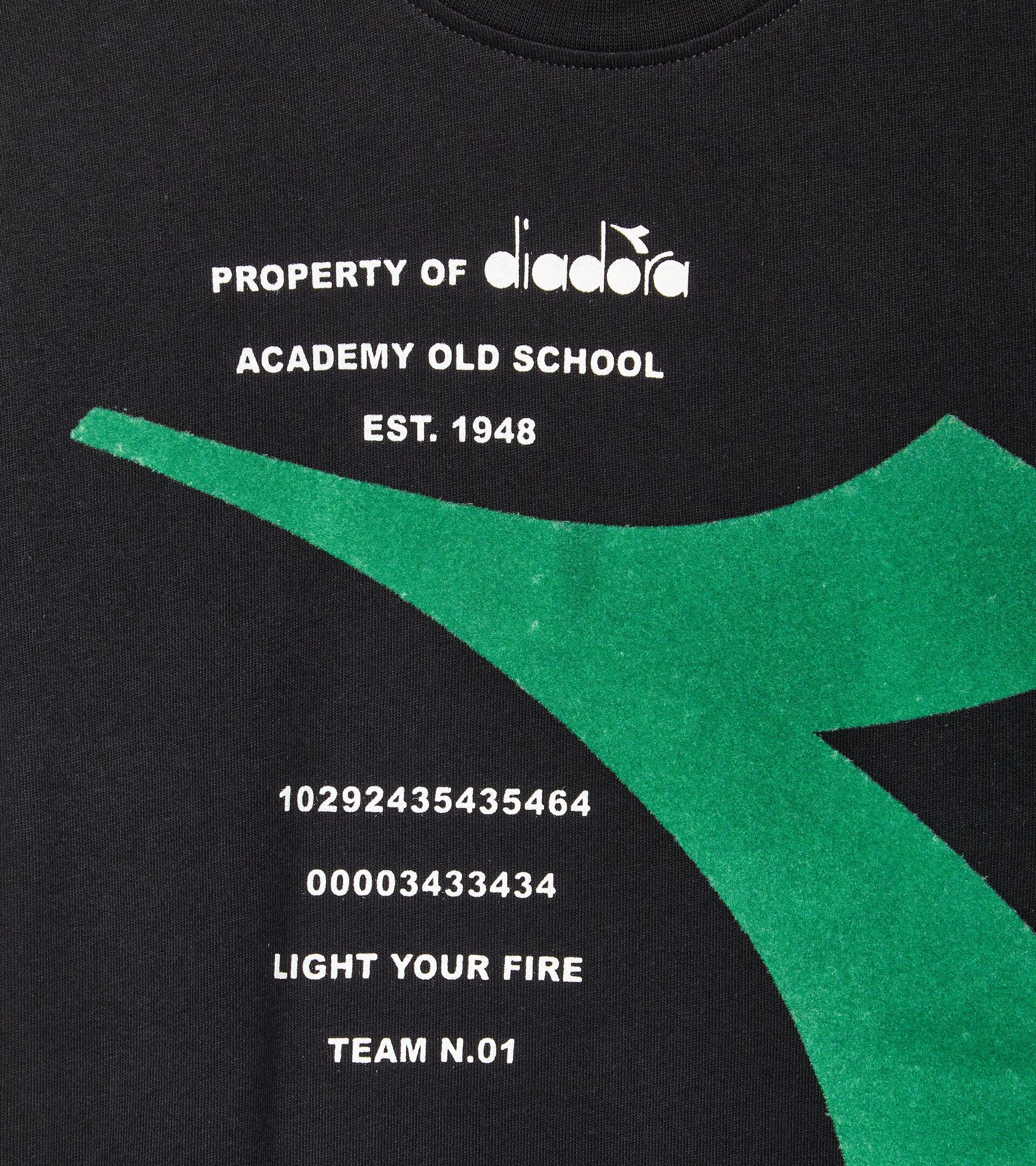T-shirt with a contrasted logo - Boy JB. T-SHIRT SS FREGIO BLACK - Diadora
