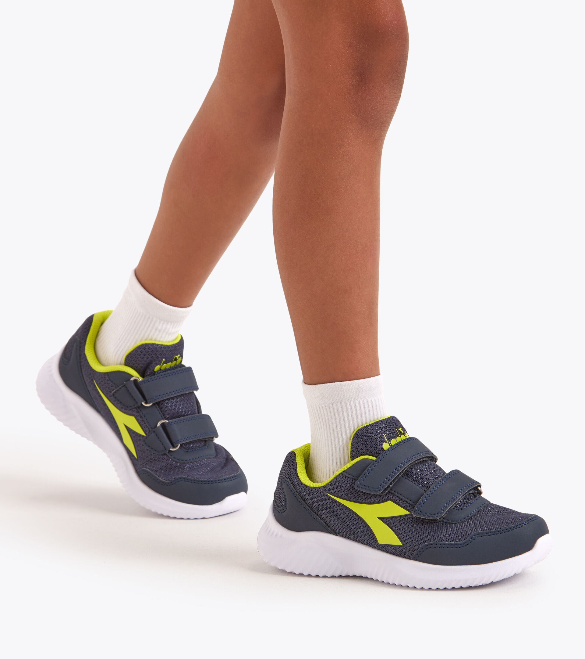 Zapatillas de running juveniles con velcro - Unisex ROBIN 3 JR V LIRIO NGRO/MANANTIALES DE SULF - Diadora