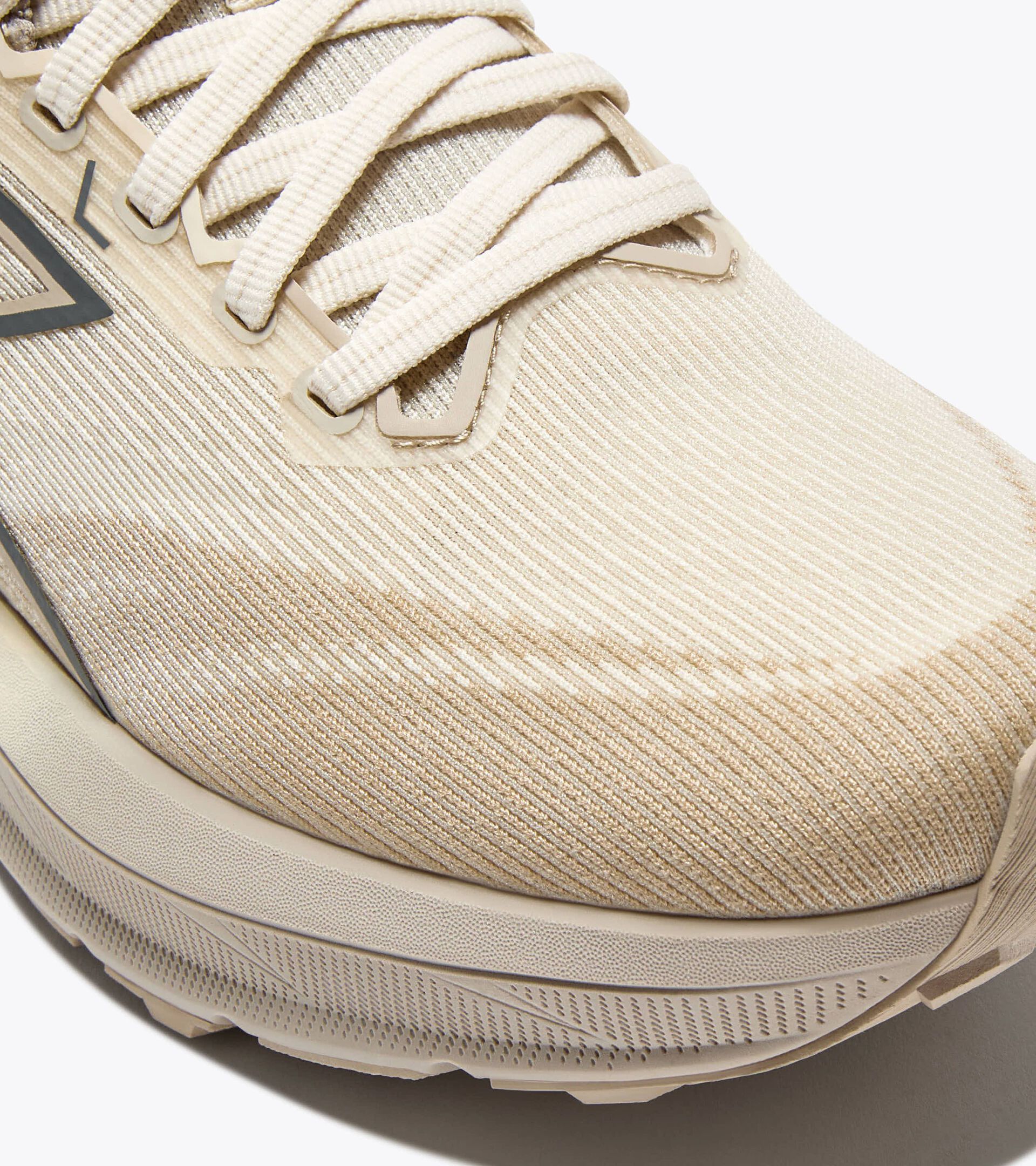 Running shoe - Stability, comfort and durability - All-gender NUCLEO 2 GR TURTLEDOVE/OYSTER GRAY - Diadora