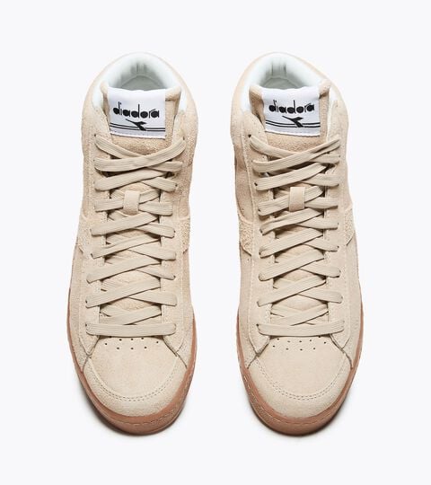 Zapatilla - Para todos los g&eacute;neros GAME HIGH SUEDE ARENA BEIGE DOLAR - Diadora