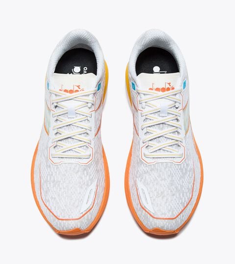 Running shoe - Stability and lightness - Men’s MYTHOS BLUSHIELD VOLO 5 WHITE/NECTARINE/LEMON CHROME - Diadora