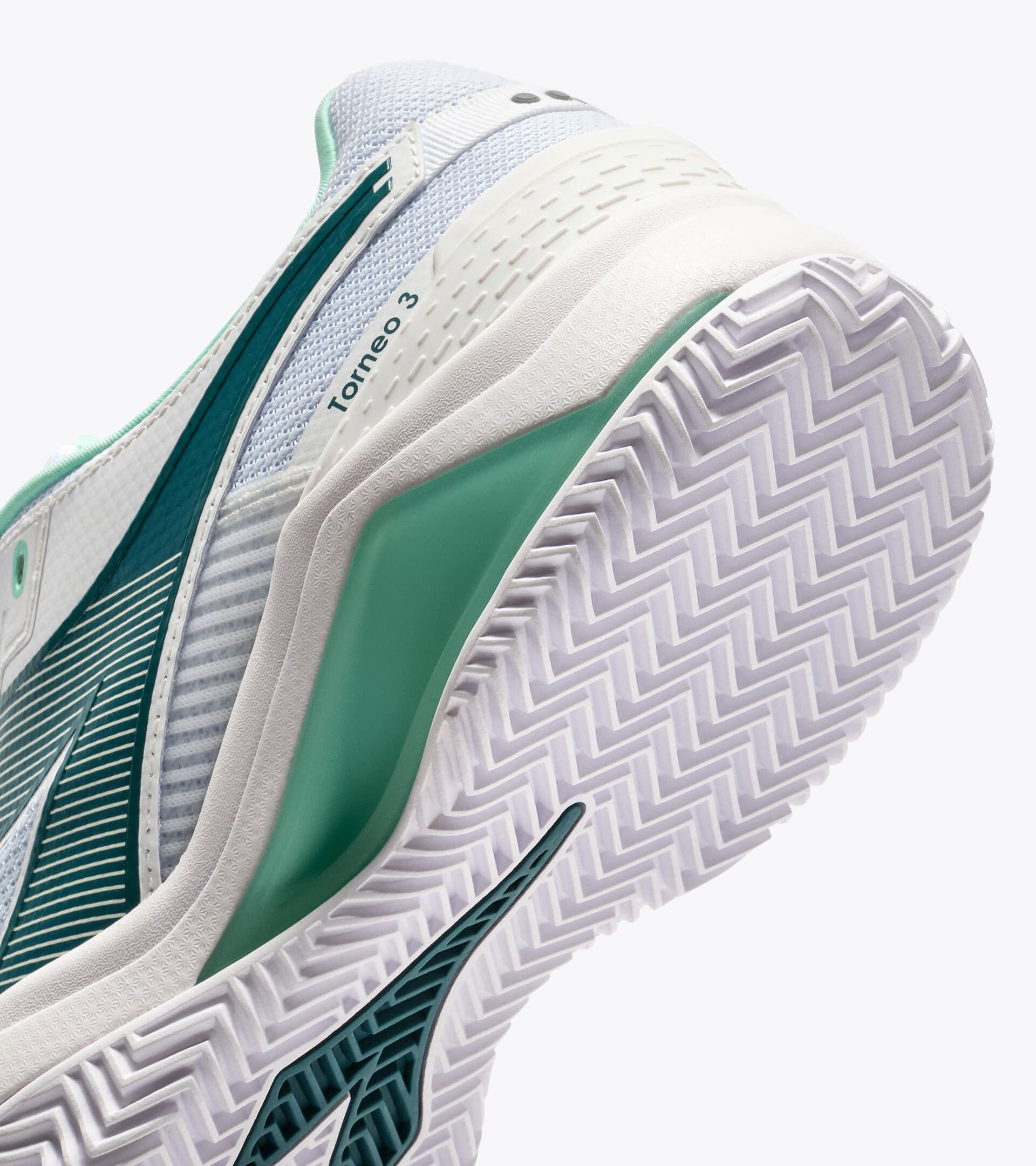 Tennis shoe for clay courts - Protection and cushioning - Men&rsquo;s BLUSHIELD TORNEO 3 CLAY WHITE/SHADED SPRUCE - Diadora