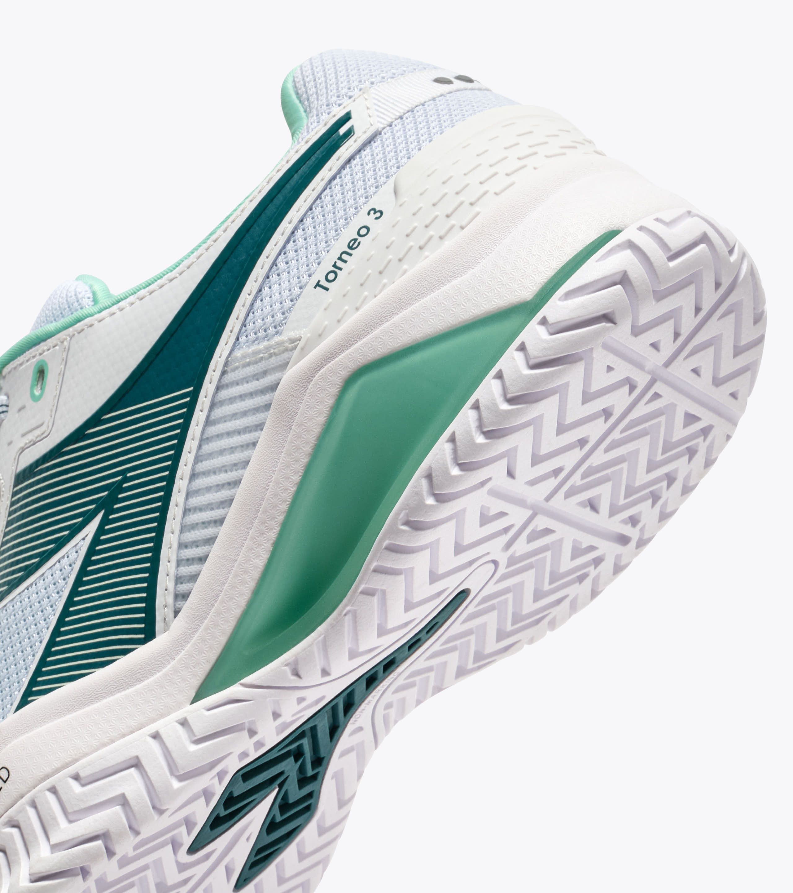 BLUSHIELD TORNEO 3 AG Tennis shoe for hard surfaces and clay