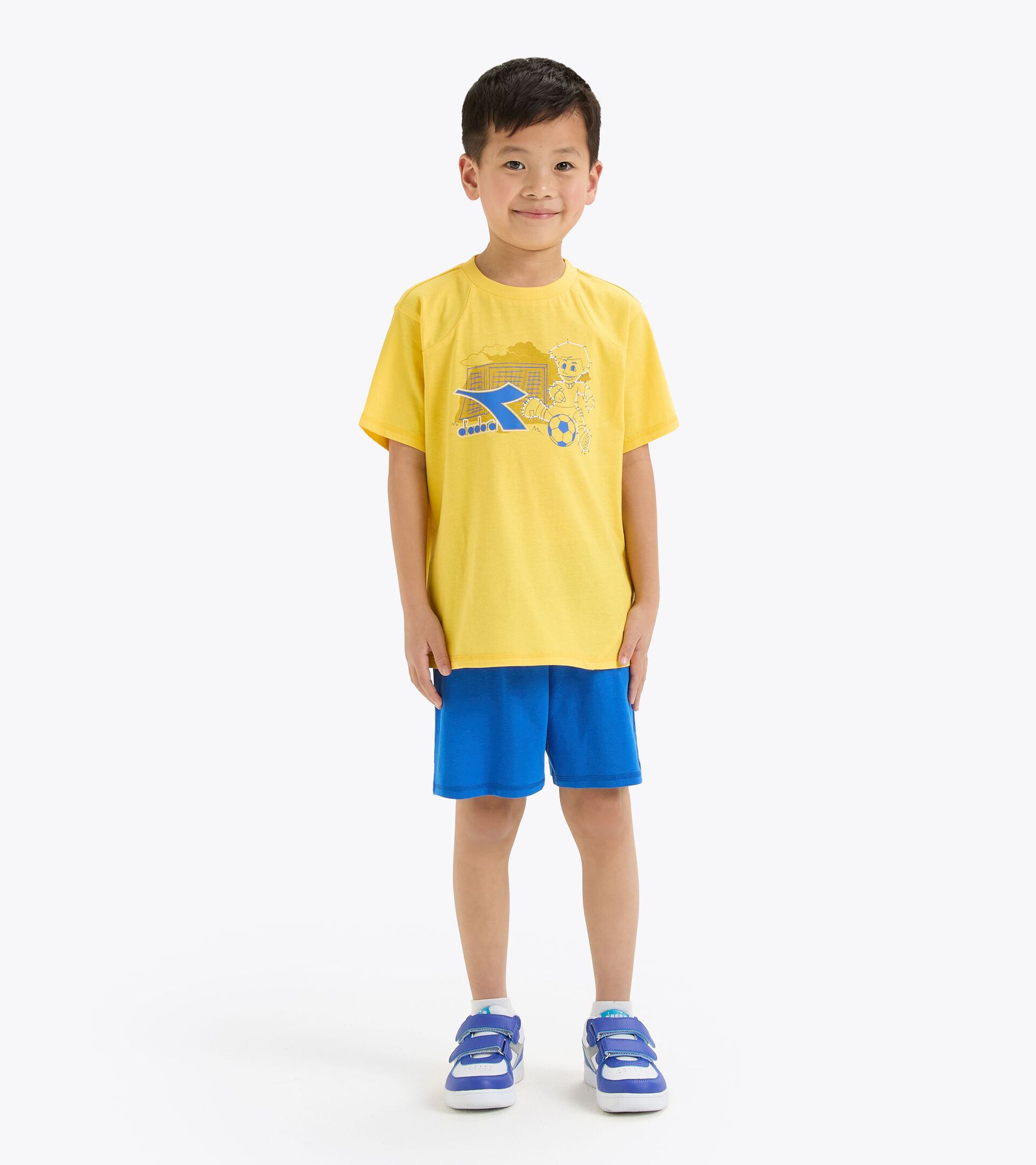 Sports set - T-shirt and shorts - Boy
 JB. SET SS RIDDLE ASPEN GOLD - Diadora