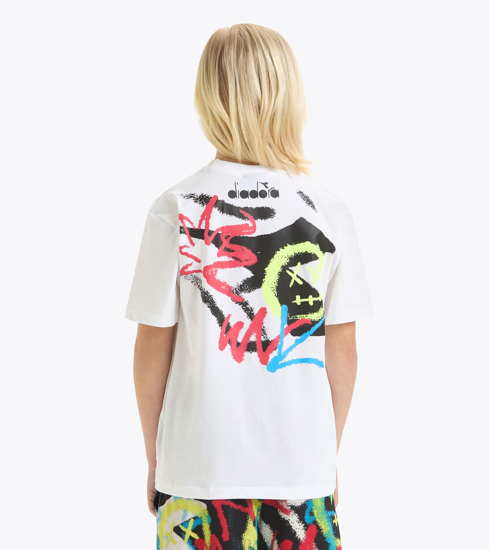 T-shirt - Graffiti-inspired print - Boy JB. T-SHIRT SS GRAFFITI ANTIQUE WHITE - Diadora