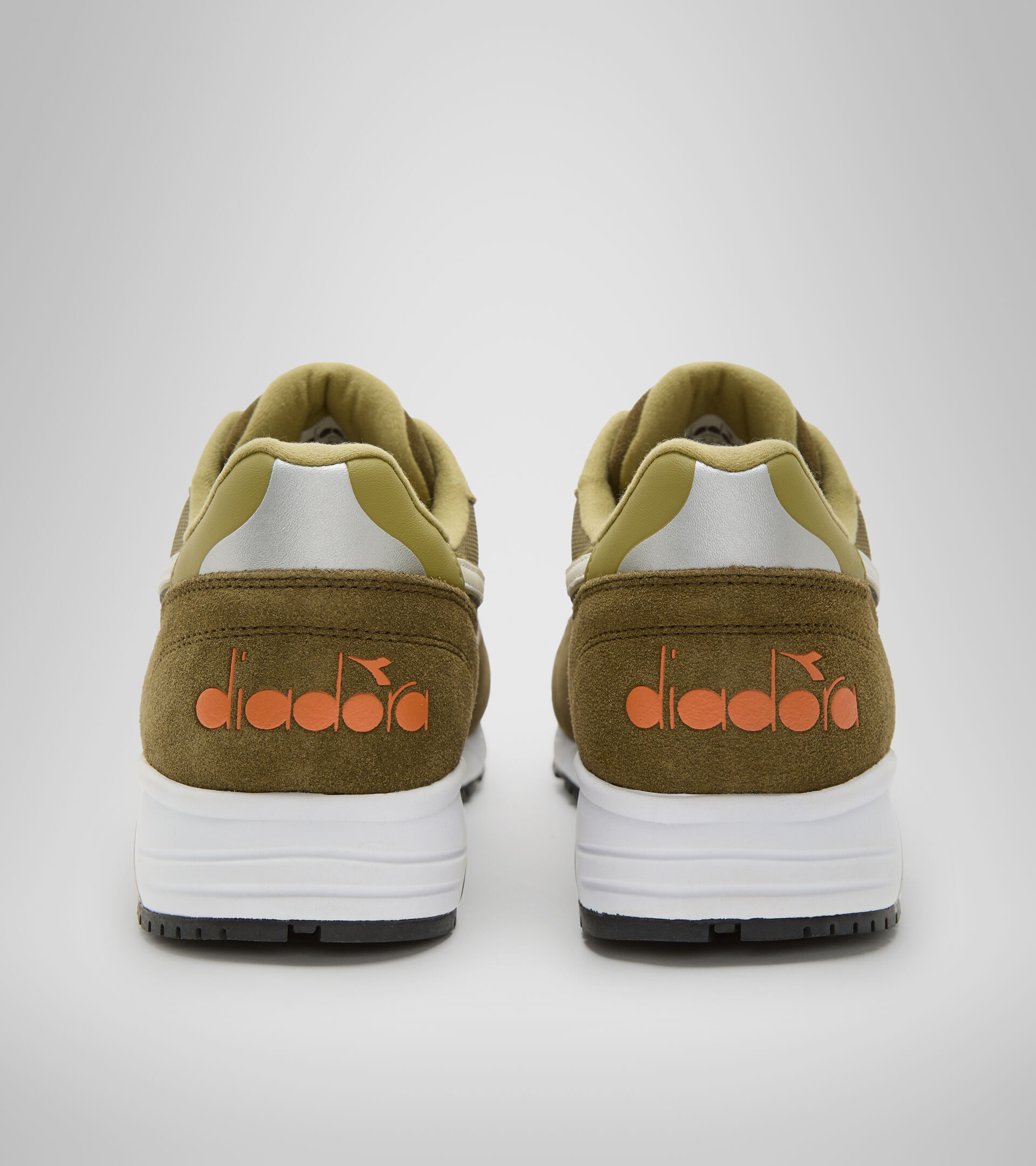 Sports shoes - Unisex N902 AVOCADO/BEECH - Diadora