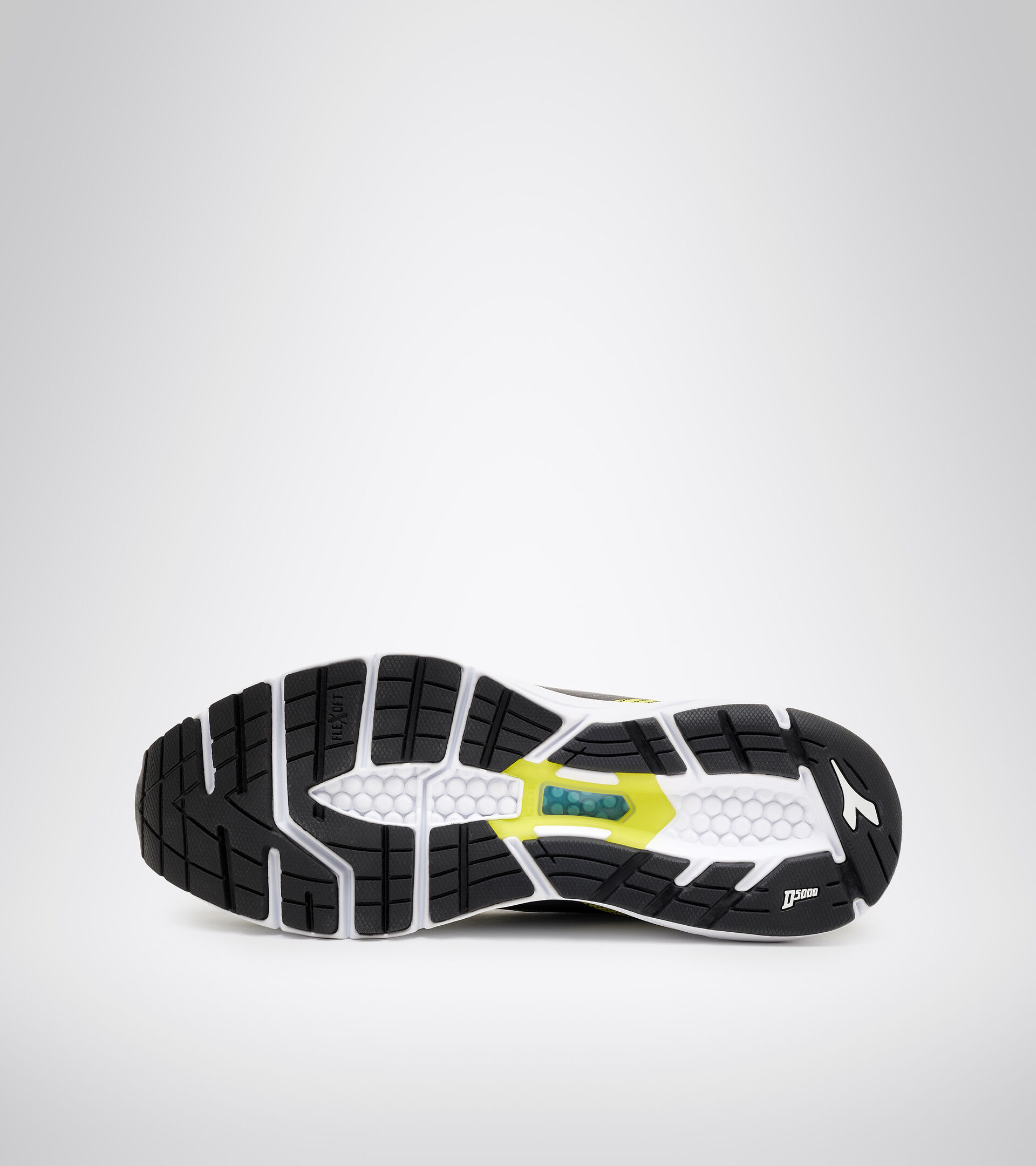 Footwear Sport UOMO MYTHOS BLUSHIELD 6 SULPHUR SPRING/BLACK/WHITE Diadora