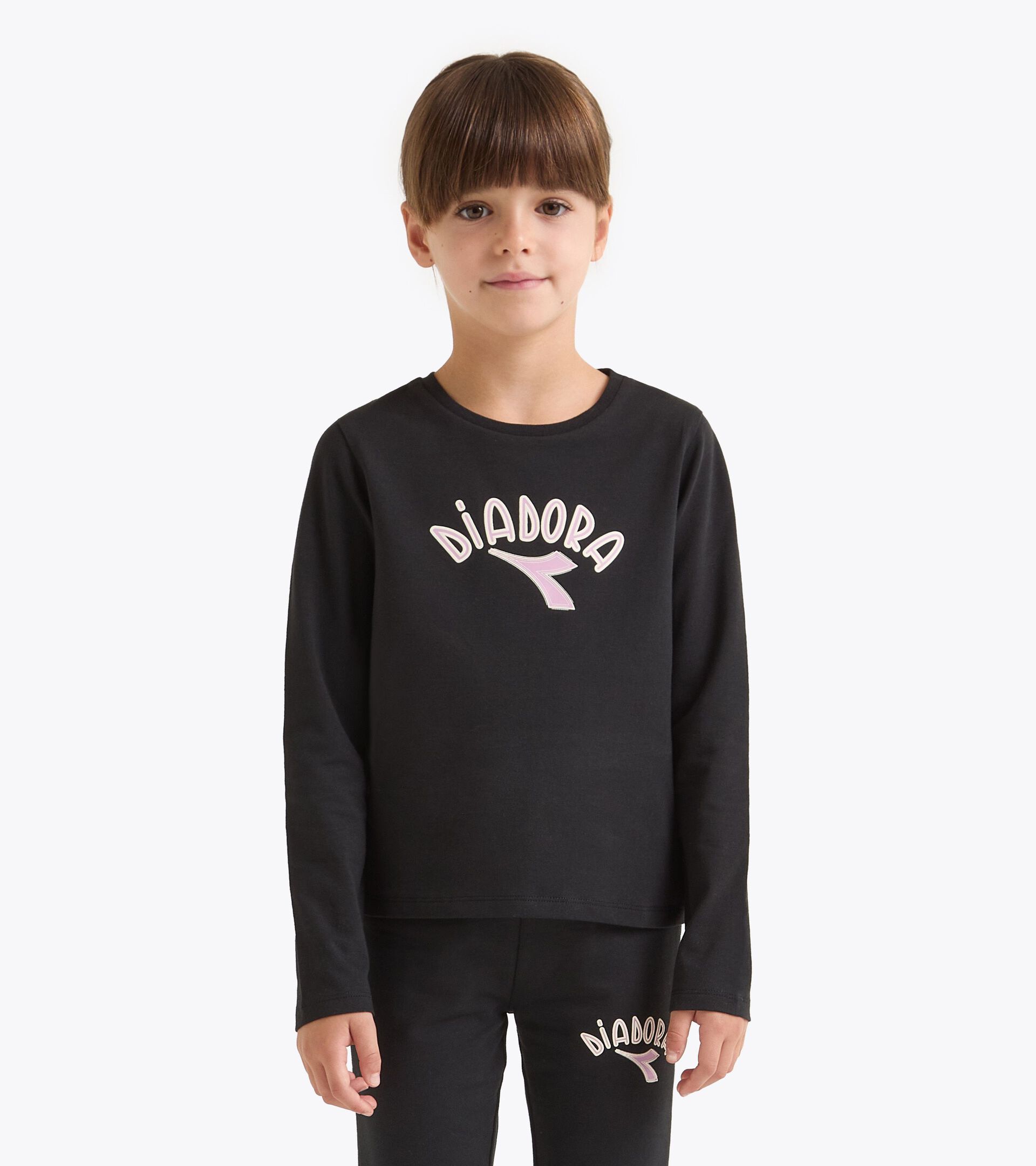 Long sleeved shirt - Girl 
 JG. T-SHIRT LS LOGO BLACK - Diadora