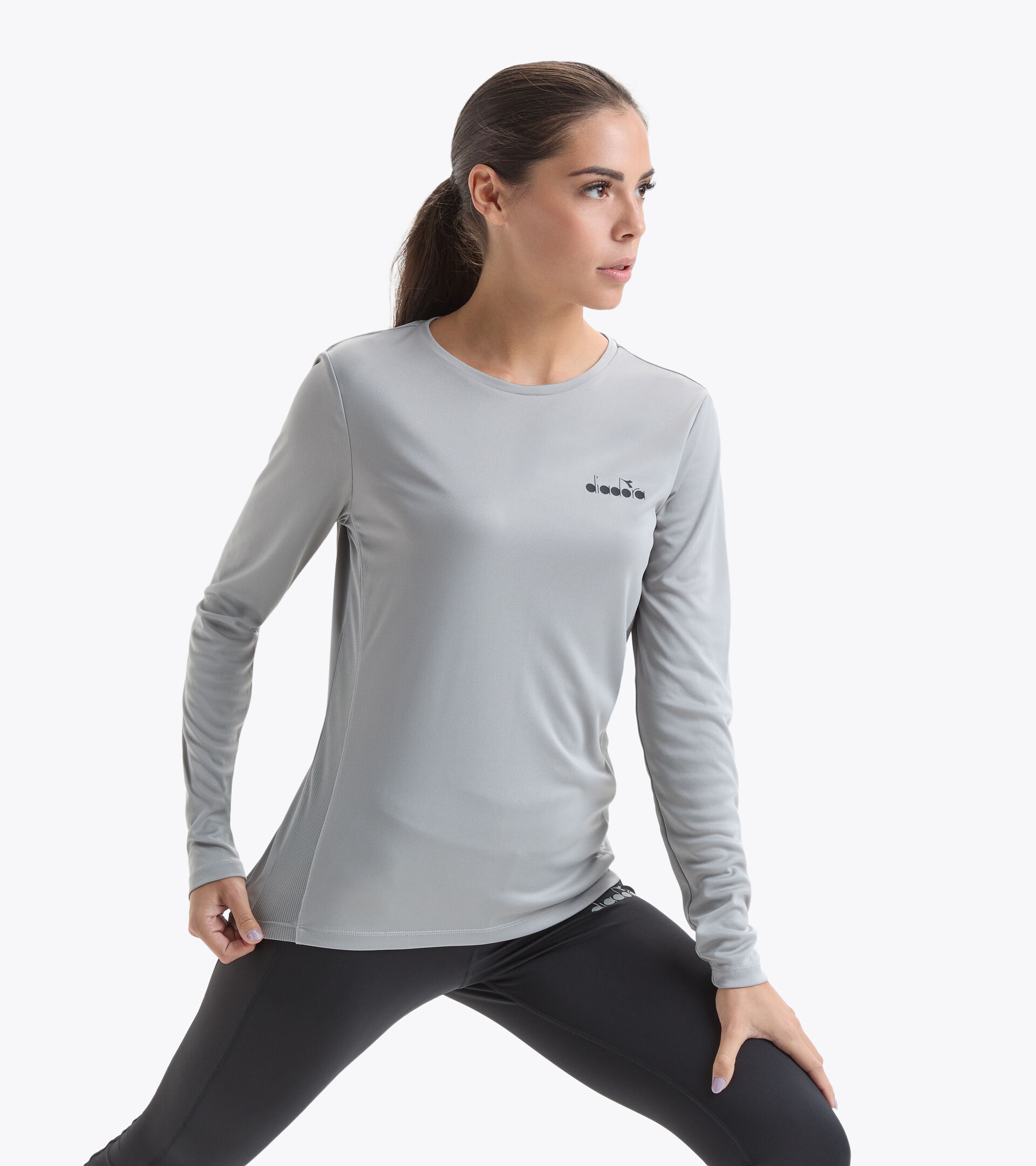 Camiseta para correr - Mujer L. LS CORE TEE PLATA METALLIZE - Diadora