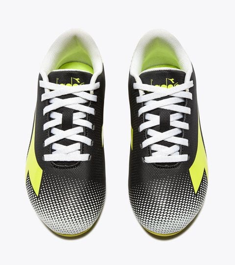 PICHICHI 8 MD JR, NOIR/JAUNE FLUO DIA Chaussures de football pour terrains durs - Junior
PICHICHI 8 MD JR NOIR/JAUNE FLUO DIA - Diadora