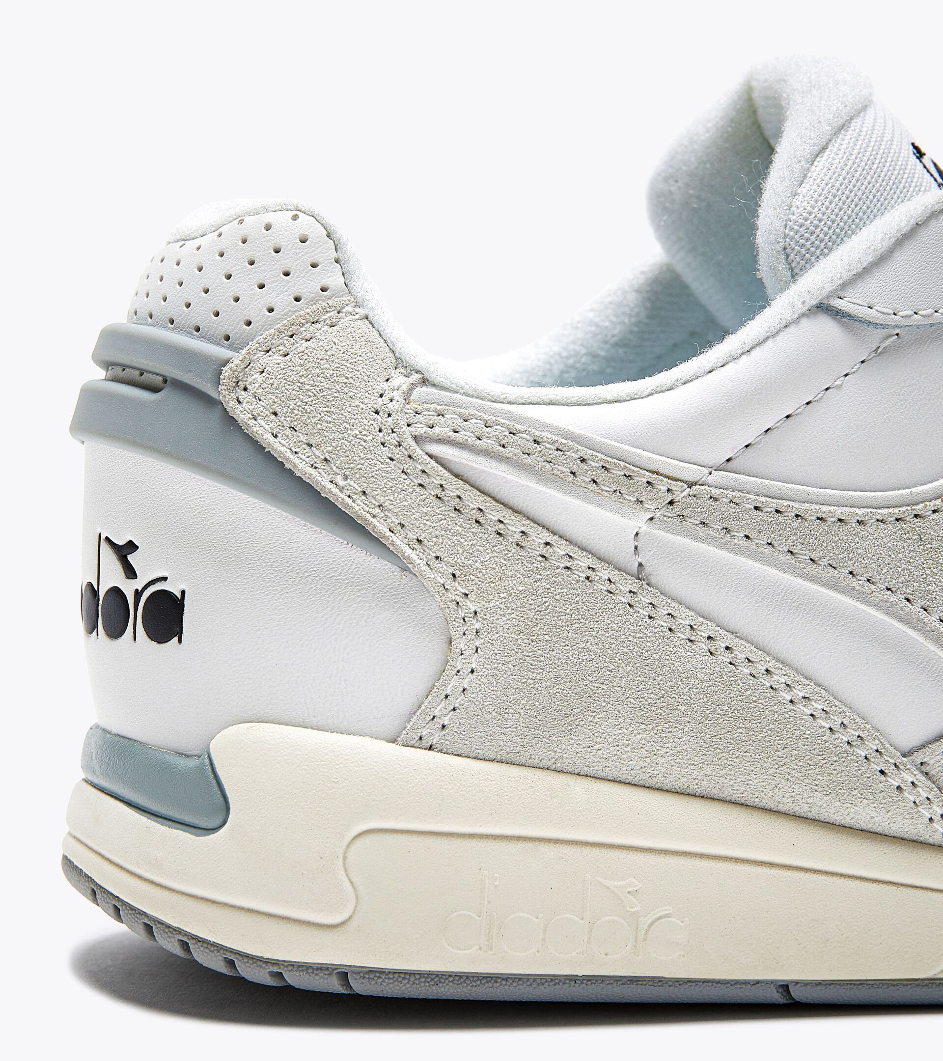 Sporty sneakers - All-Gender WINNER SL WHITE /WHITE - Diadora