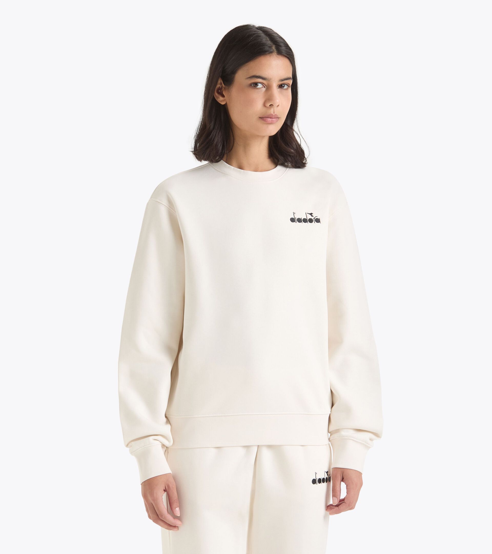 Sporty sweatshirt - All-Gender SWEATSHIRT CREW ROUTE WHITE ALYSSUM - Diadora