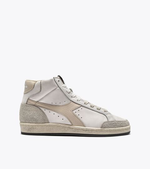 Heritage sneaker made from leather - All-gender
PRESTIGE HIGH USED WHITE/MOONBEAM - Diadora