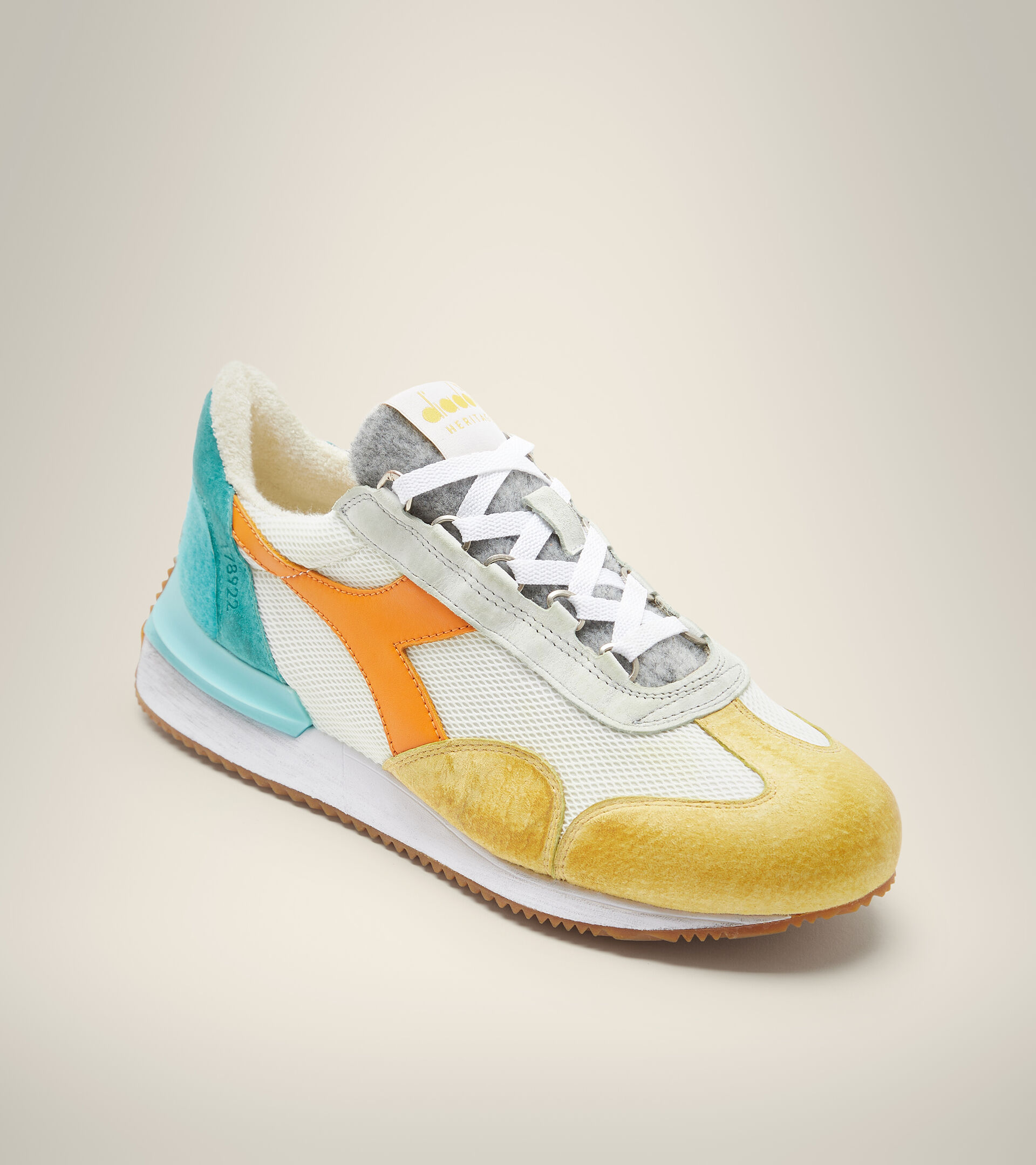 Heritage shoe - Unisex EQUIPE MAD TENNIS WHITE - Diadora