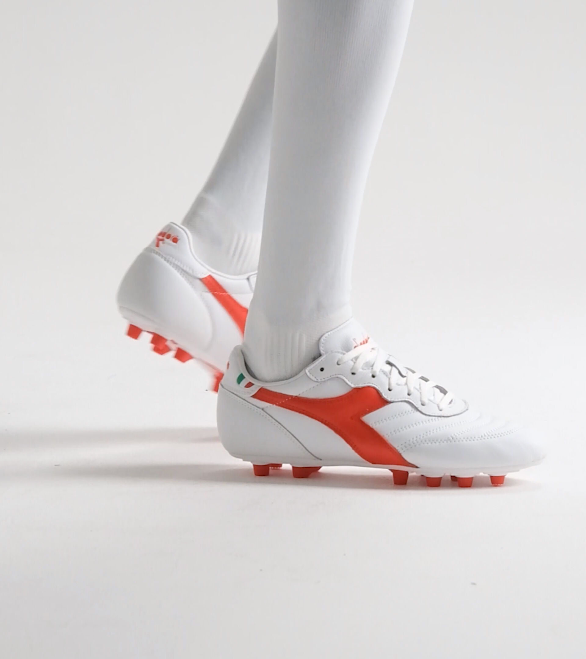 Firm ground football boot BRASIL LT+ MDPU WHITE/MILANO RED - Diadora