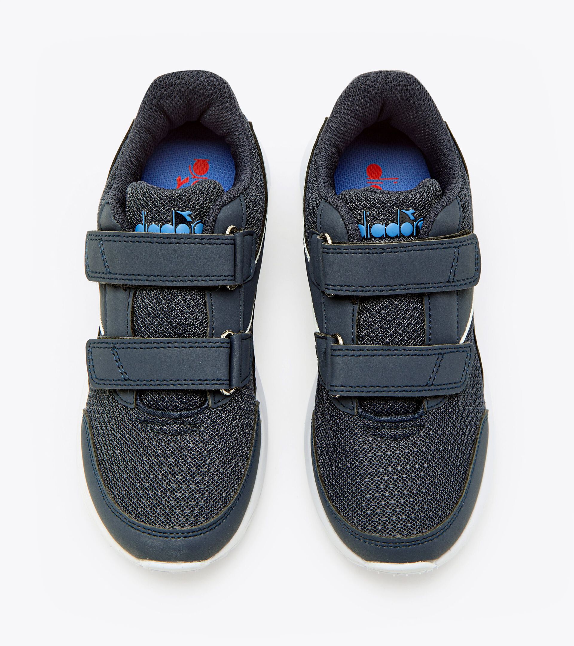 Chaussures de running junior - Unisexe
FALCON 3 JR V NOIR IRIS/BLANC - Diadora
