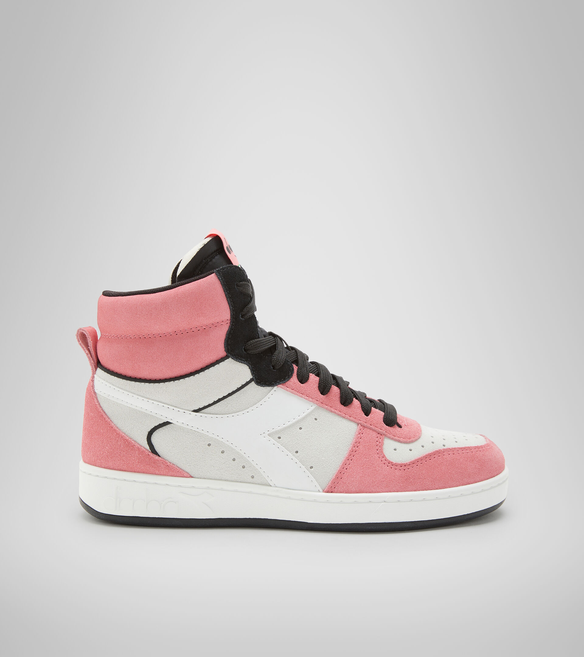 Sporty sneakers - Women MAGIC BASKET MID SUEDE WN WHITE/TEA ROSE/BLACK - Diadora