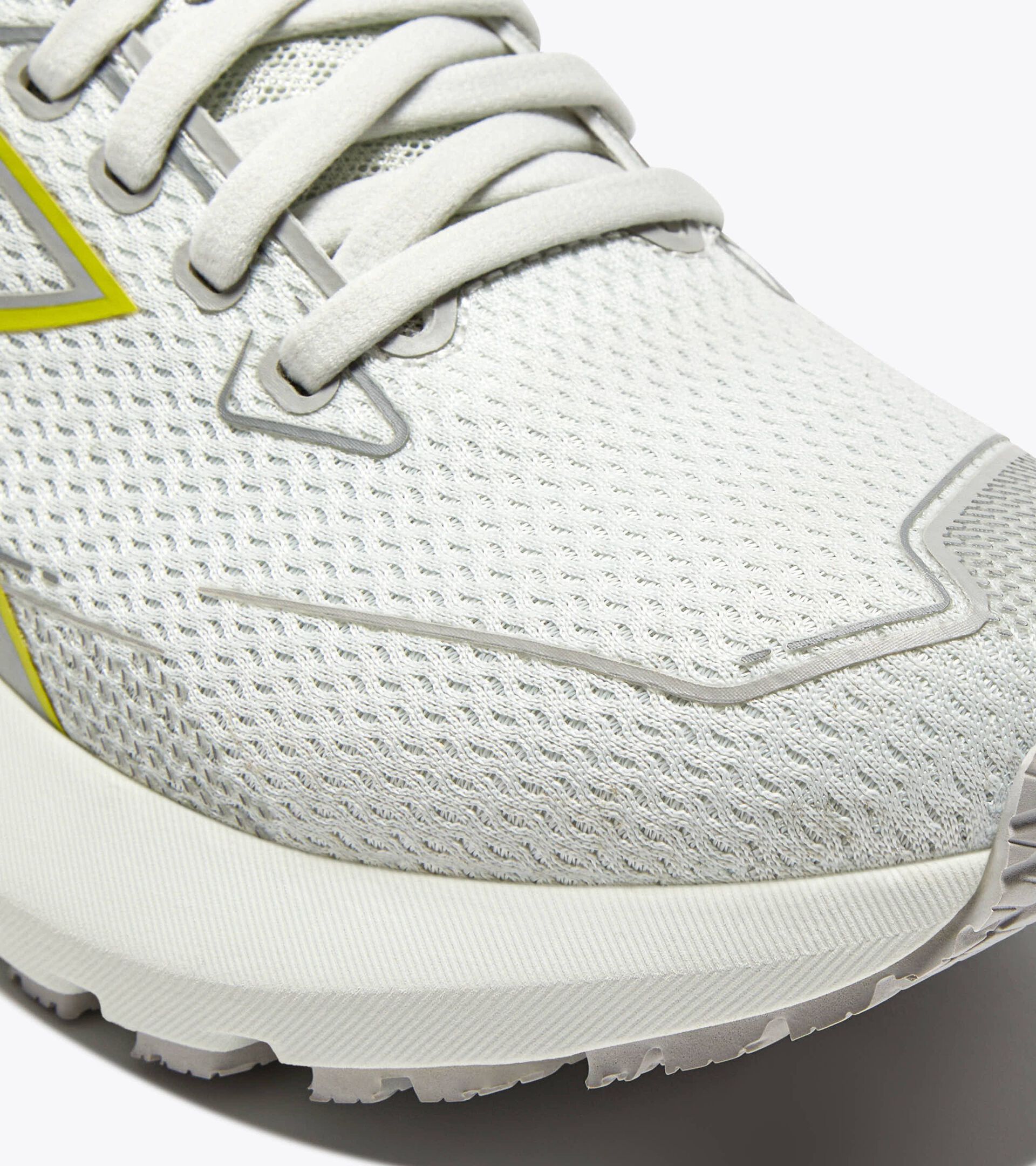 Running shoe - Stability and protection - Women’s MYTHOS BLUSHIELD VIGORE 4 W GLACIER GRAY/GHOST GRAY - Diadora
