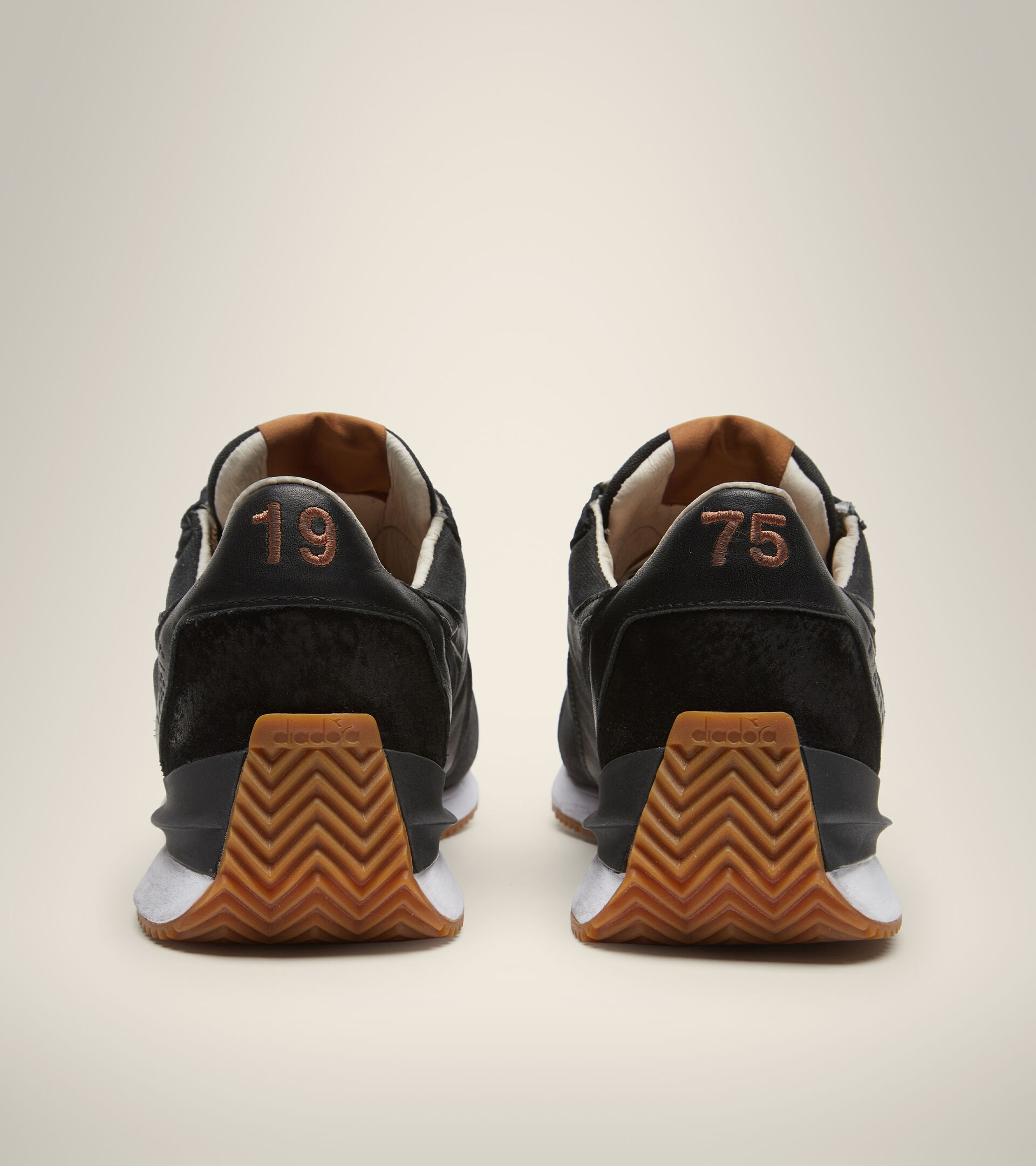 Chaussures Heritage - Unisexe EQUIPE MAD NOIR/NOIR - Diadora