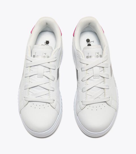 GAME STEP METAL PS, WHITE/FESTIVAL FUCHSIA/SILVER Sports shoes - Kids - 4-8 years
GAME STEP METAL PS WHITE/FESTIVAL FUCHSIA/SILVER - Diadora