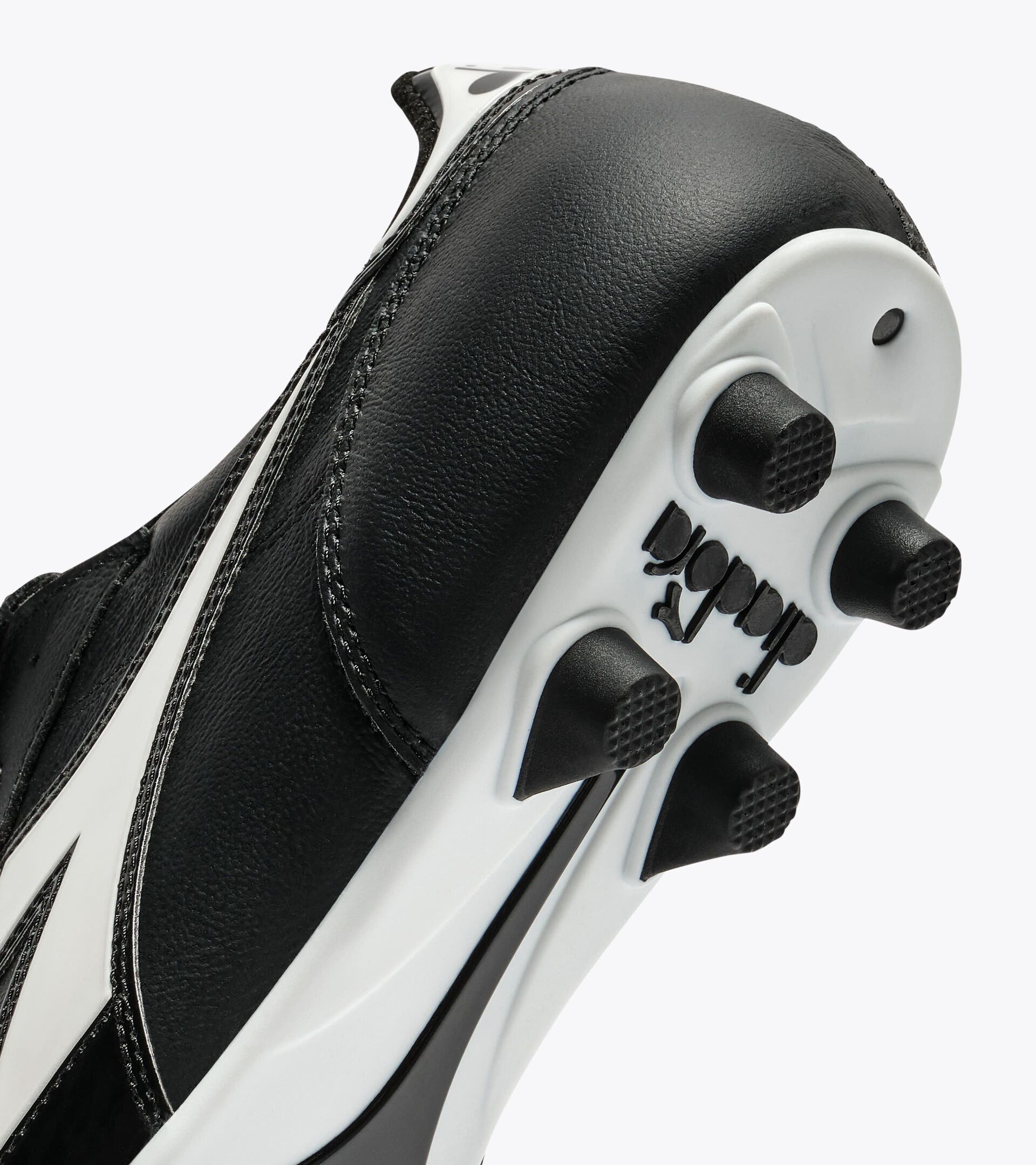 Made In Italy calcio shoe for firm grounds - All-gender BRASIL ICON ITA OG LT+ MDPU BLACK /WHITE - Diadora