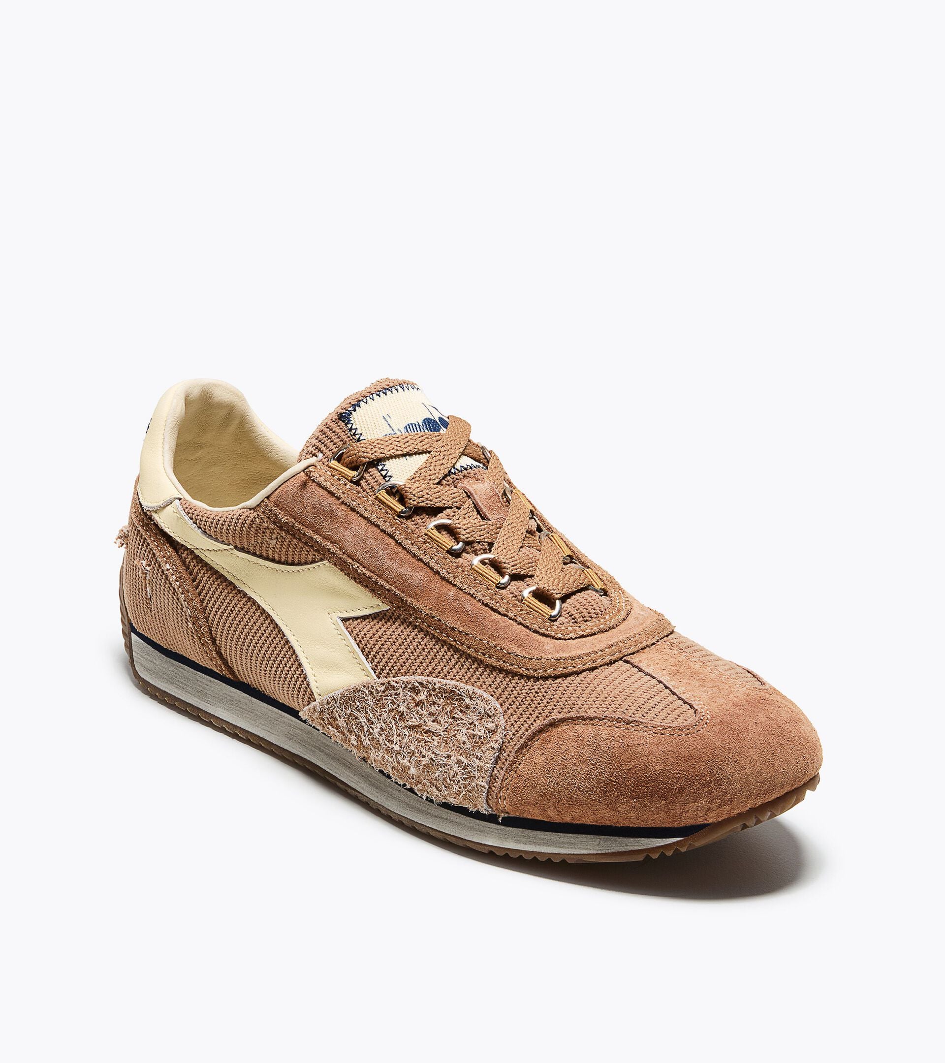 Sneaker Heritage - Low Profile - F&uuml;r alle Geschlechter EQUIPE CORDUROY SW DROSSEL BRAUN - Diadora