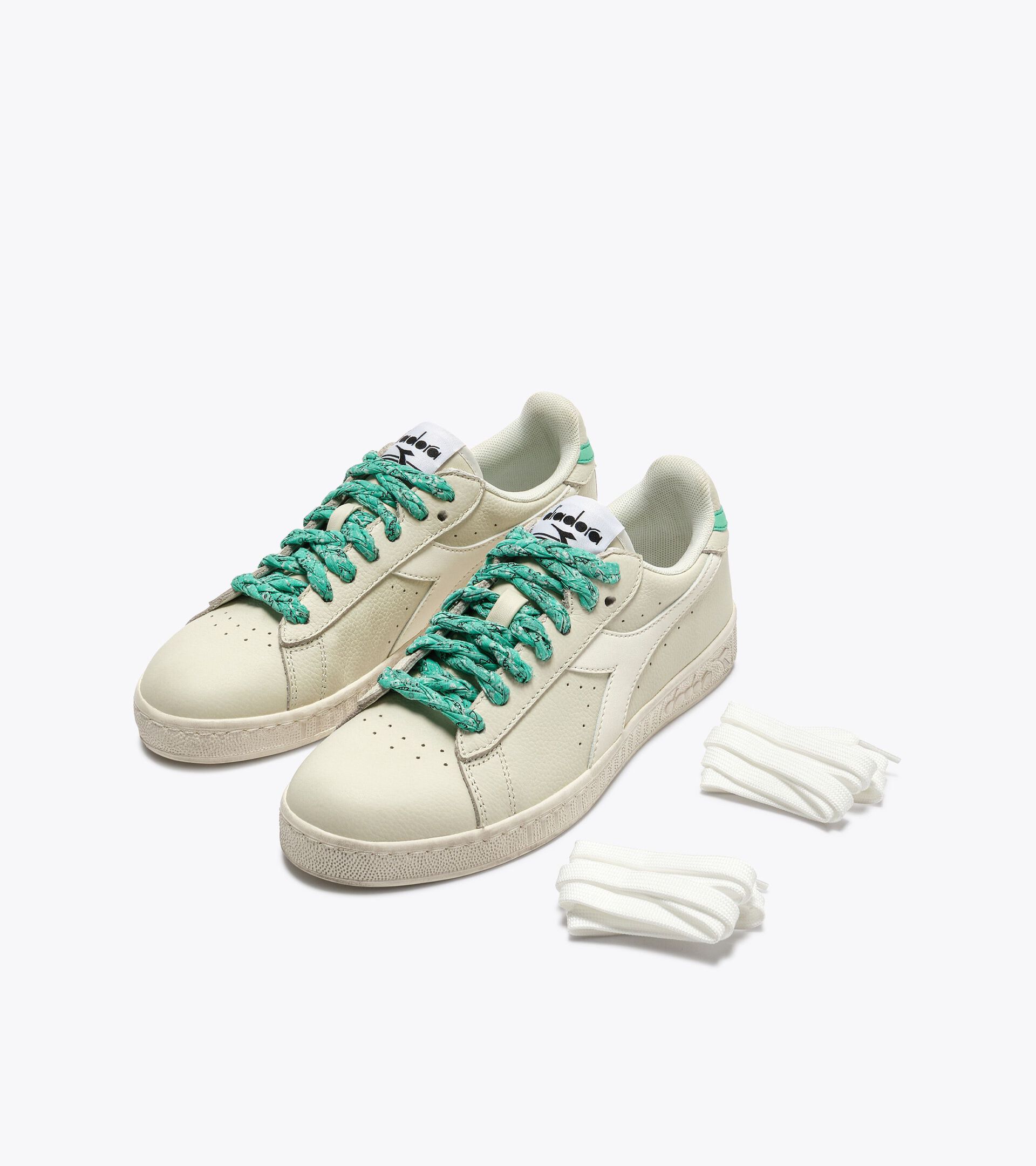 Sneakers r&eacute;tro-tennis - Femme
 GAME LOW WAXED PAISLEY WN BIANCO/CAPPUCCIO - Diadora