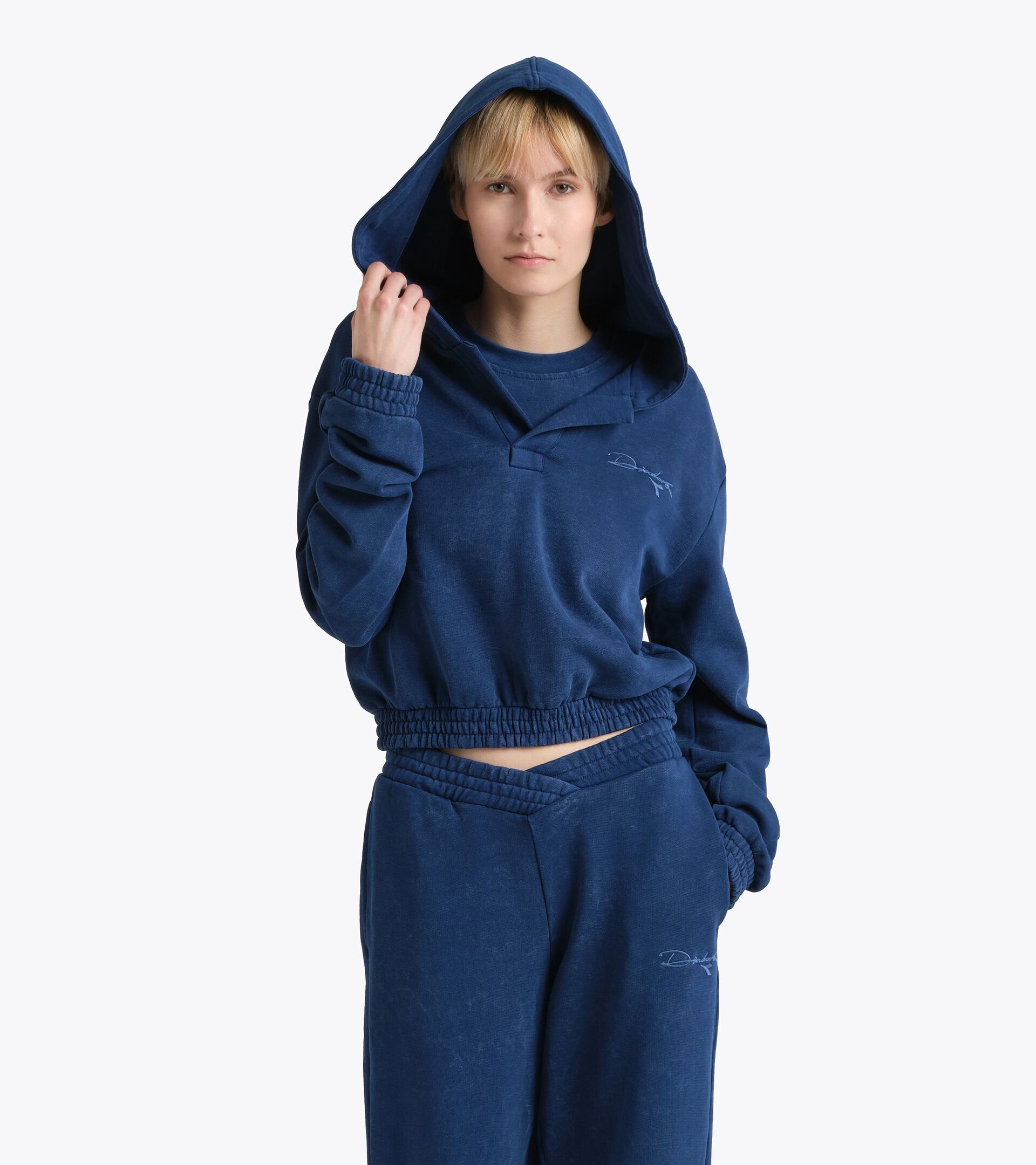 Sweatshirt aus schwere Baumwolle im Retrostil - Damen

 L. HOODIE AVENUE LAB BLAU BAUERNROSE - Diadora