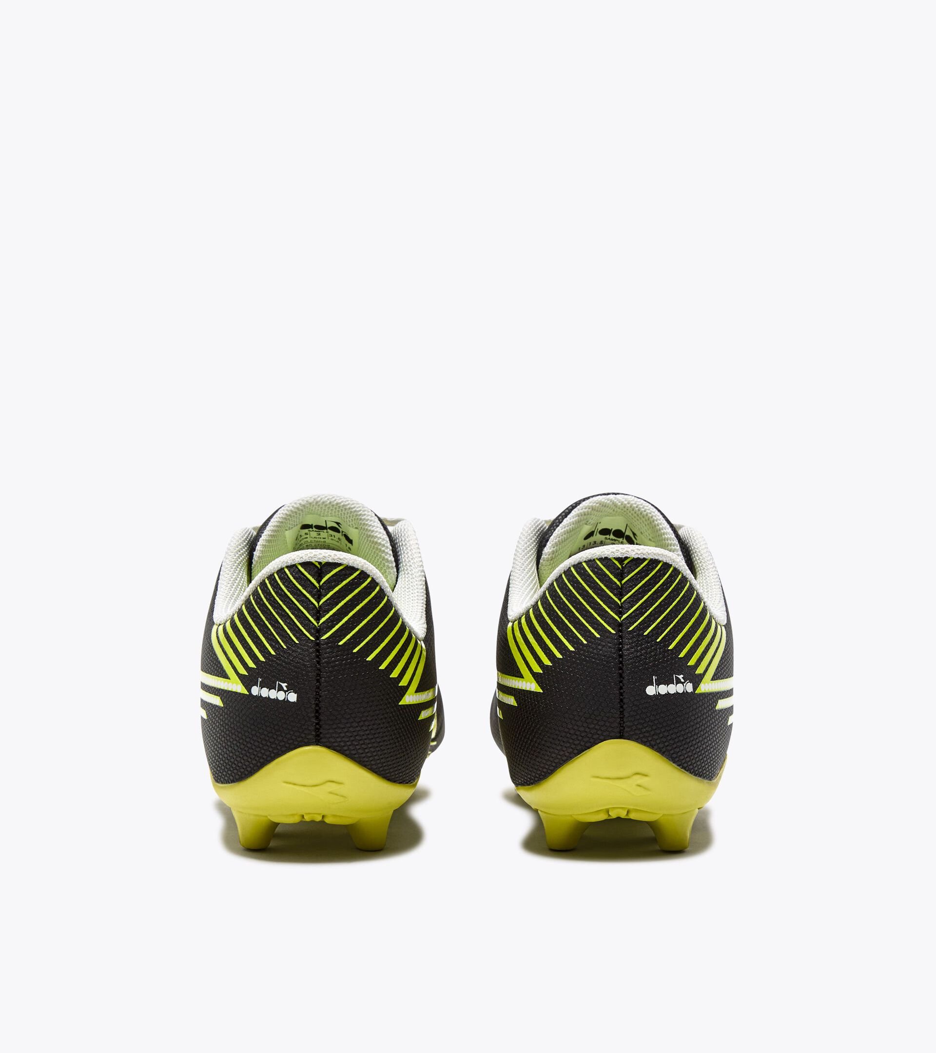 Calcio boots for hard grounds - Junior
 PICHICHI 8 MD JR BLACK/FLUO YELLOW DIADORA - Diadora