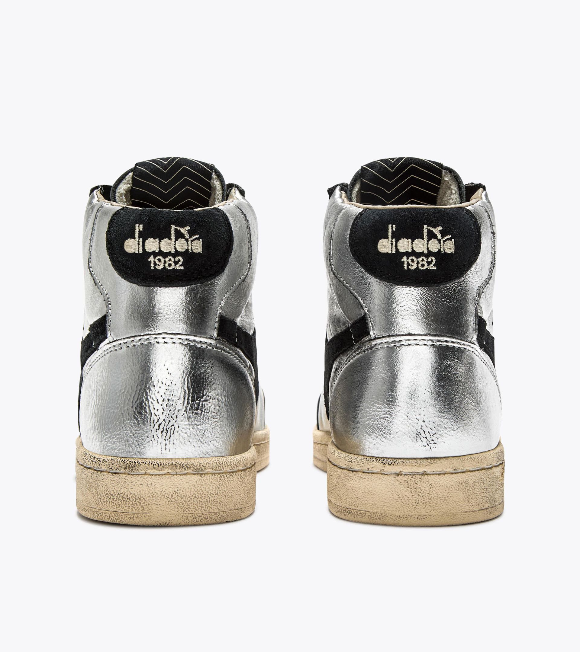 Sneaker Heritage aus metallisiertem Leder - Für alle Geschlechter
 PRESTIGE HIGH METAL USED SILBER - Diadora