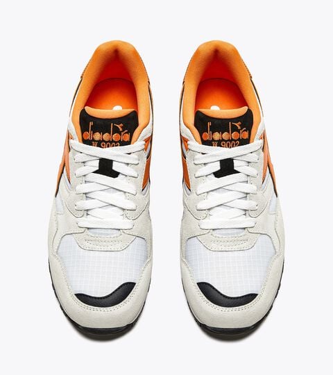 N9002, NETTARINA/BIANCO OTTICO Zapatillas deportivas - Hombre N9002 NETTARINA/BIANCO OTTICO - Diadora