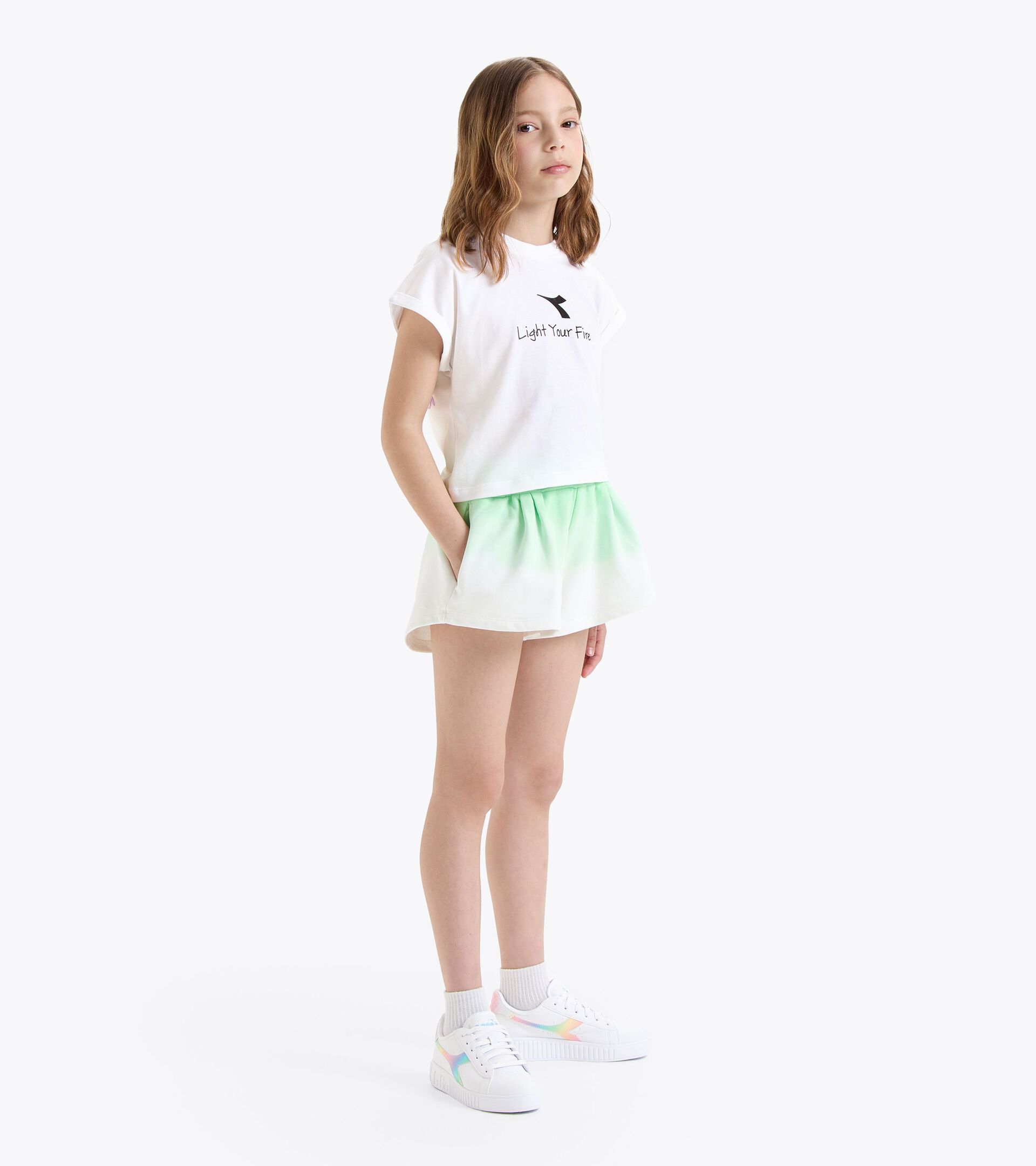 T-shirt en coton - Fille JG.T-SHIRT CROP LOGO PASTEL BLANC PAPYRUS - Diadora