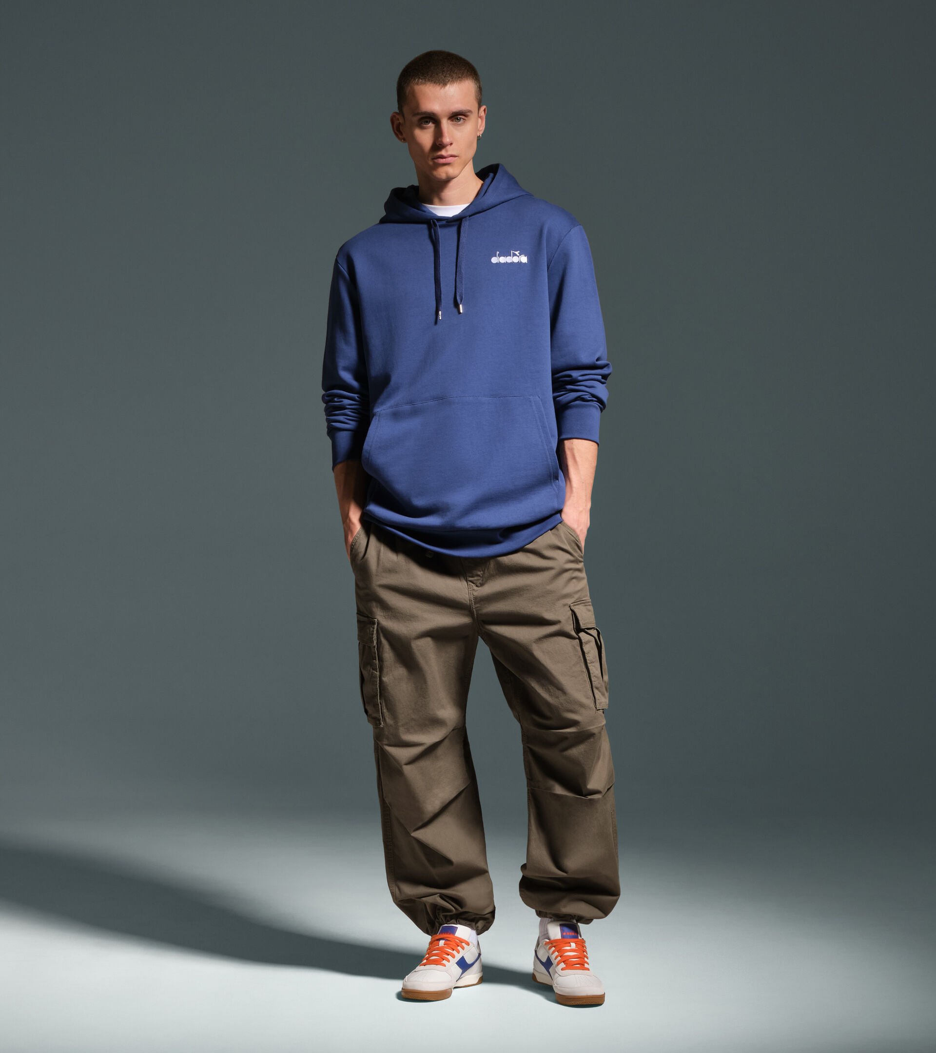 Color block hoodie - All-Gender HOODIE LOGO NAVY PEONY - Diadora