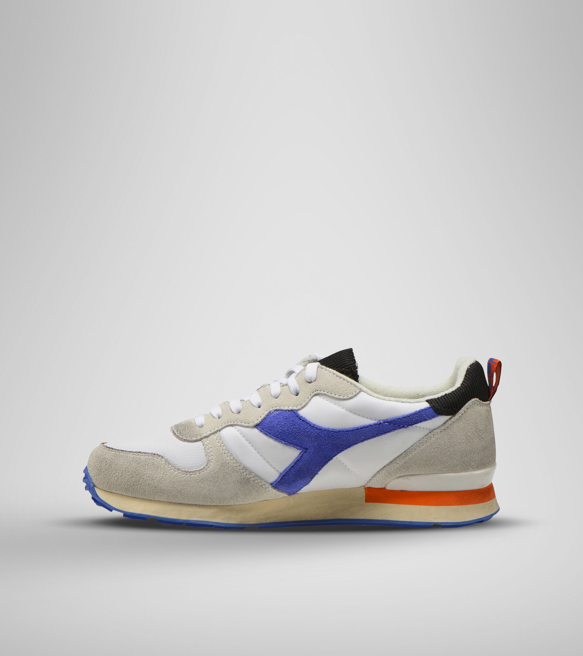 Footwear Sportswear UNISEX CAMARO ICONA BIANCO/BLU PERSIA/ARANCIATA Diadora