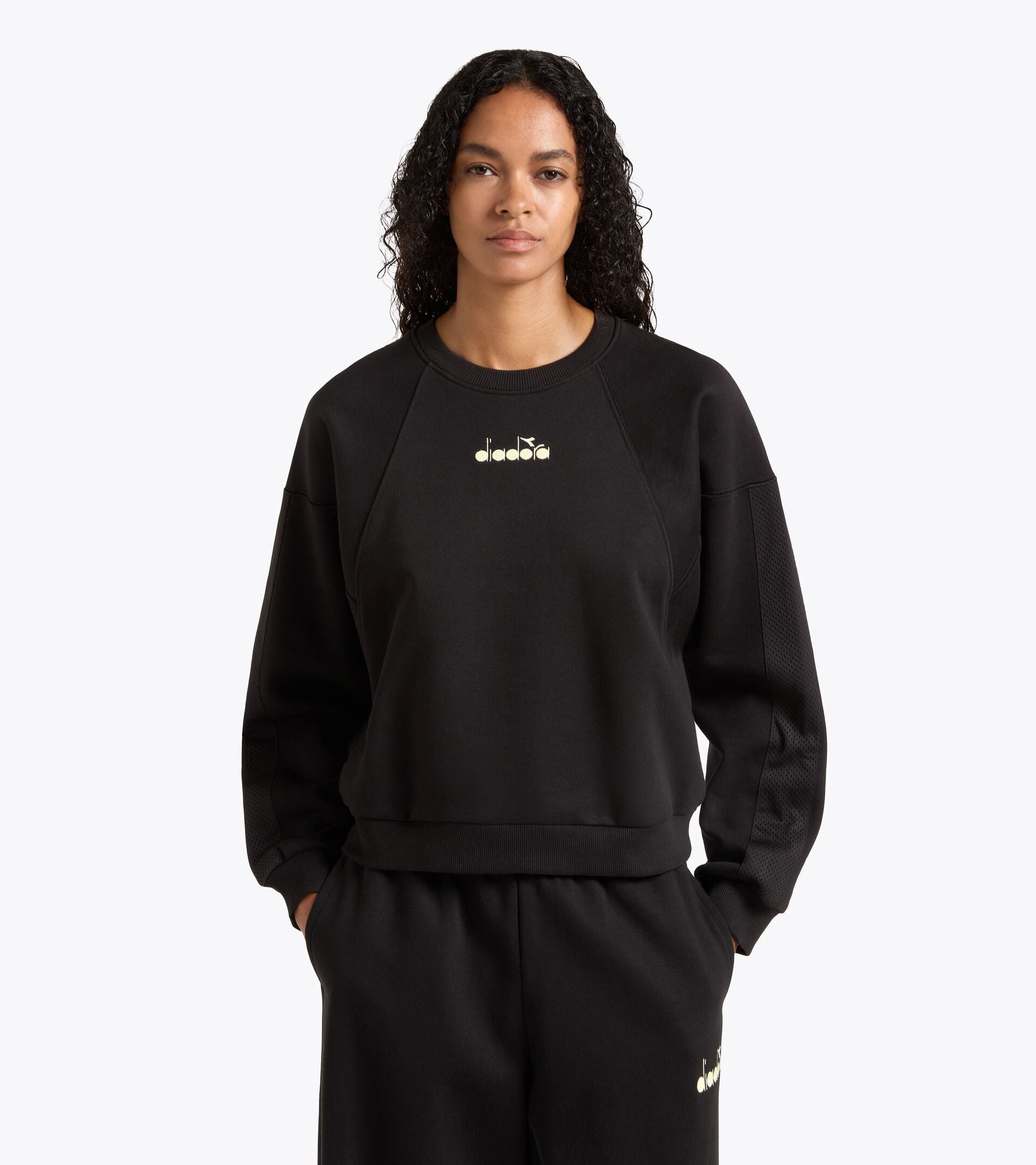 Sweatshirt aus Jersey - Comfort Fit - Damen L. SWEATSHIRT LOGO (BR) SCHWARZ - Diadora