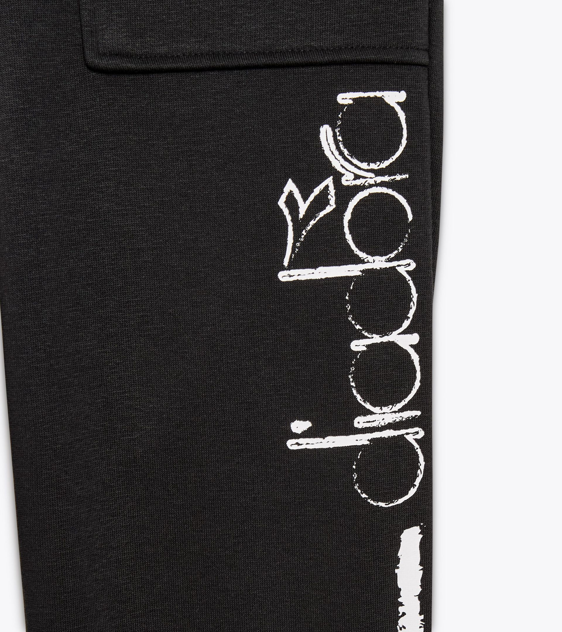 Graffiti-inspired pants - Boy JB. PANTS GRAFFITI BLACK - Diadora