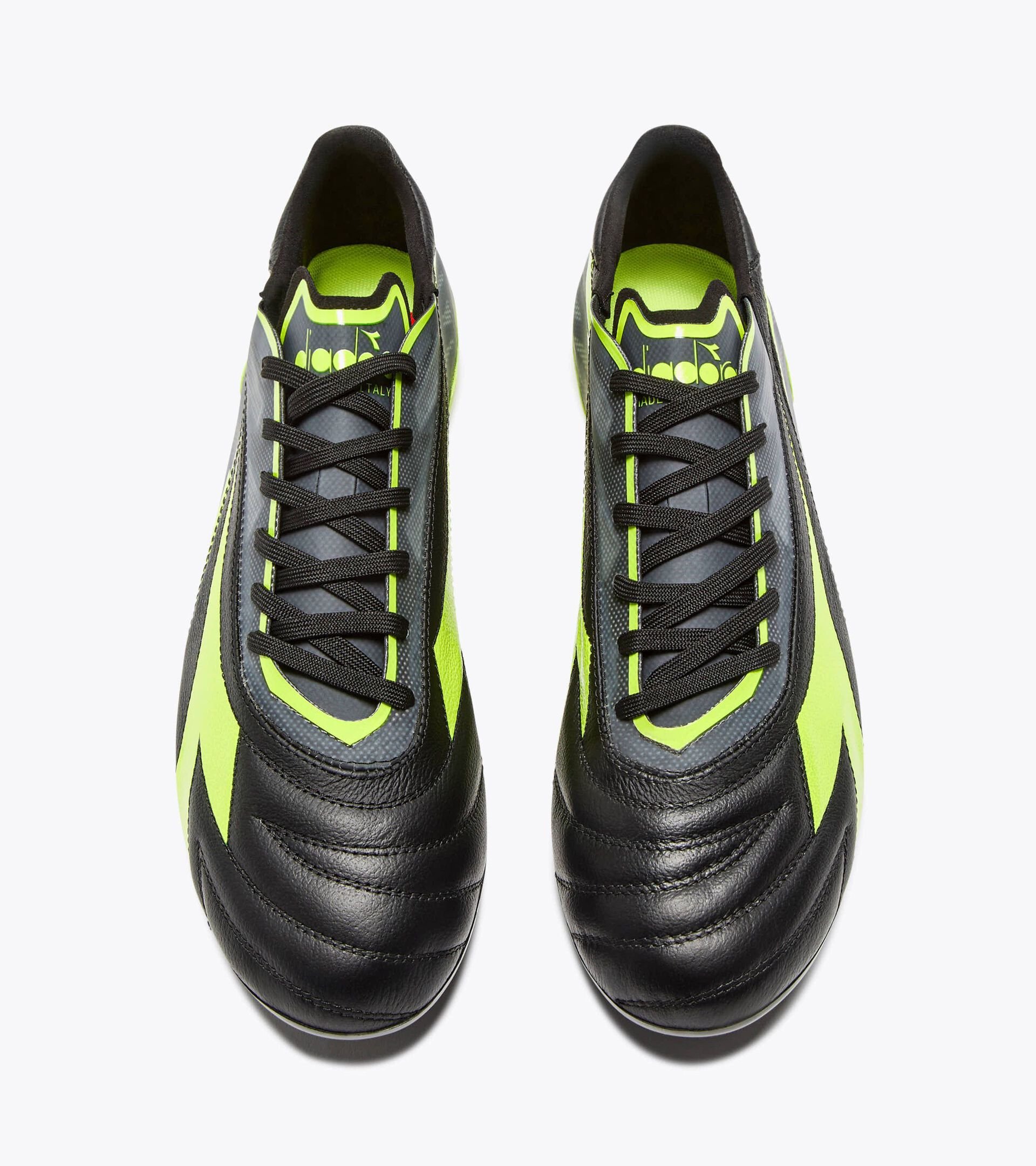Chaussures de football en cuir pour terrains compacts - Made in Italy - Pour tous les genres MAXIMUS ICON SUPERVELOCE ITA SLX NOIR/JAUNE FLUO DIA - Diadora