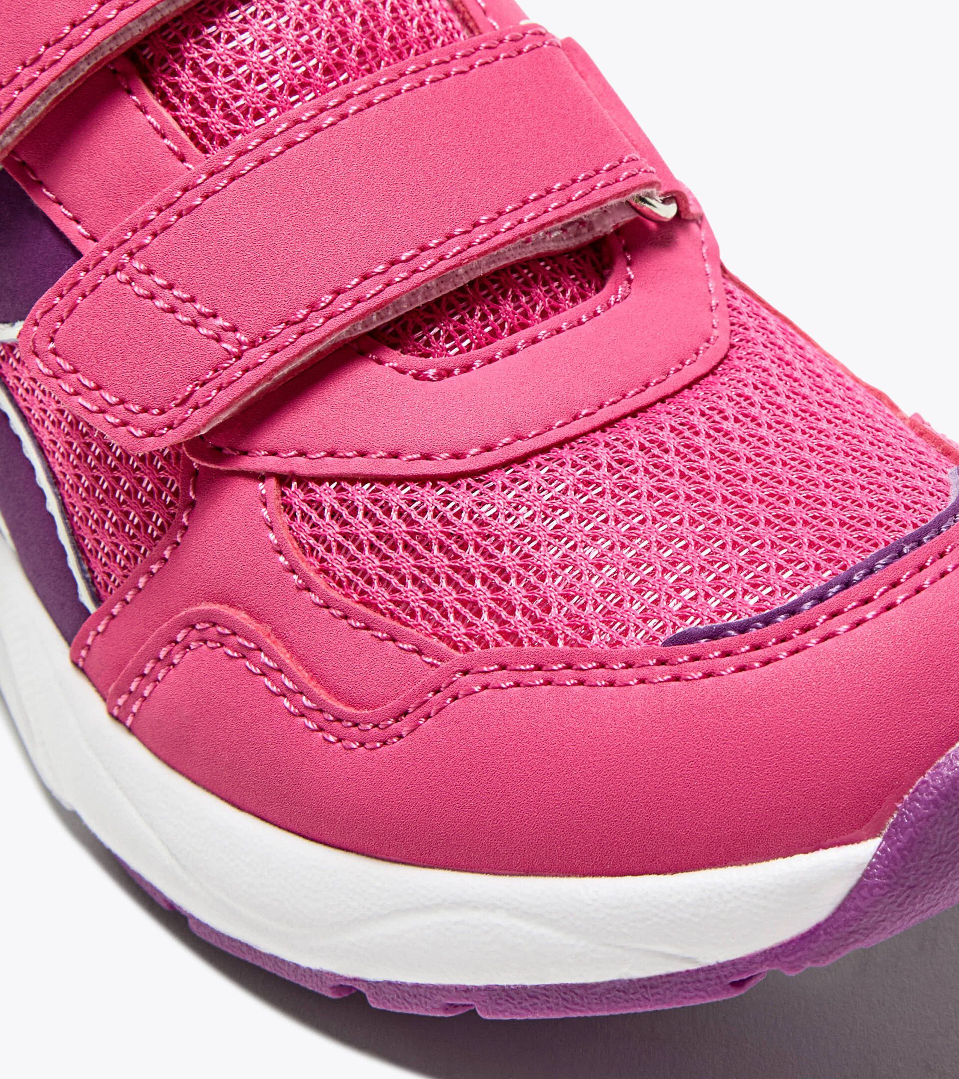 Junior running shoe - All-Gender FALCON 5 JR V FANDANGO PINK /BYZANTIUM - Diadora