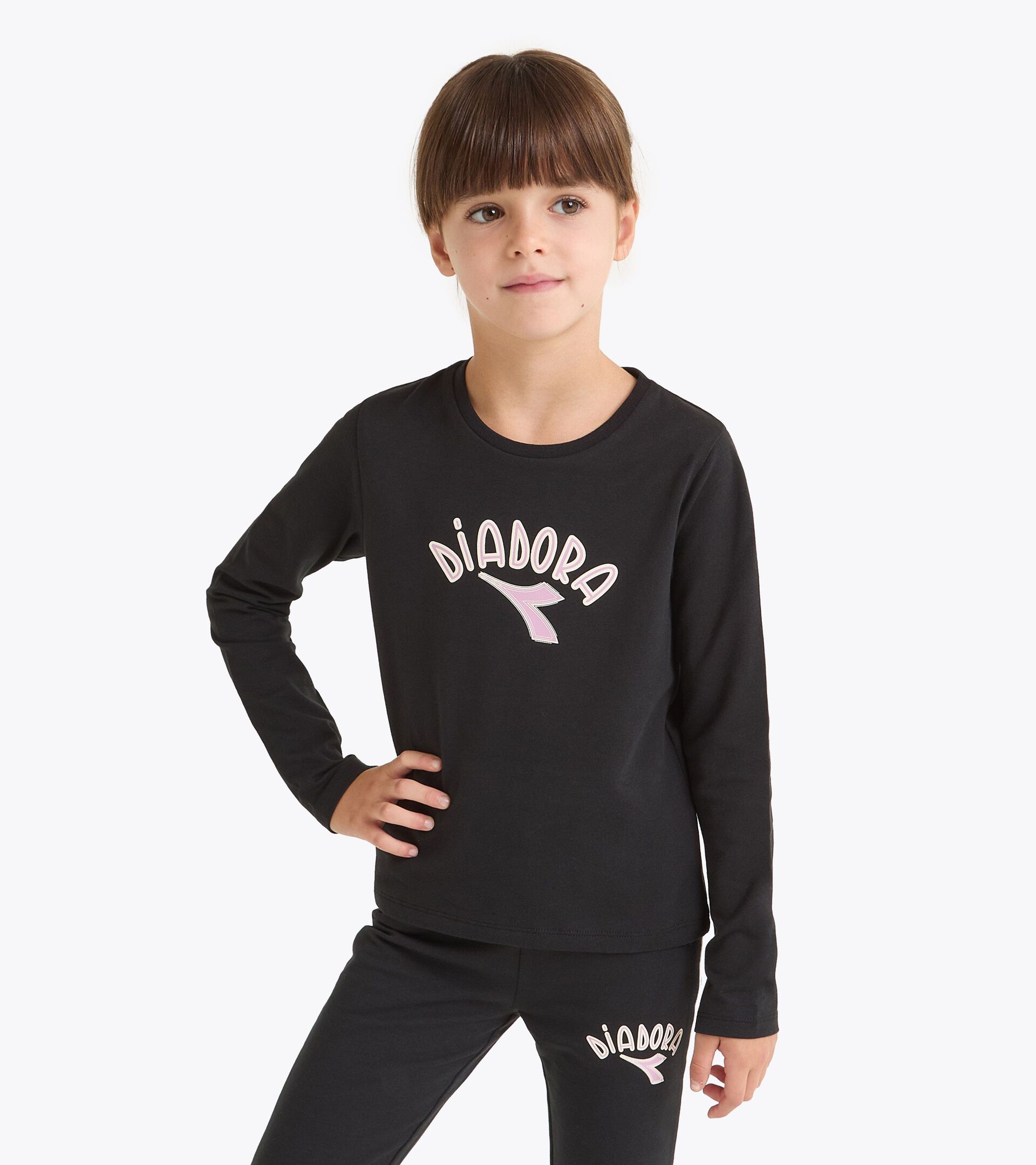 Long sleeved shirt - Girl 
 JG. T-SHIRT LS LOGO BLACK - Diadora