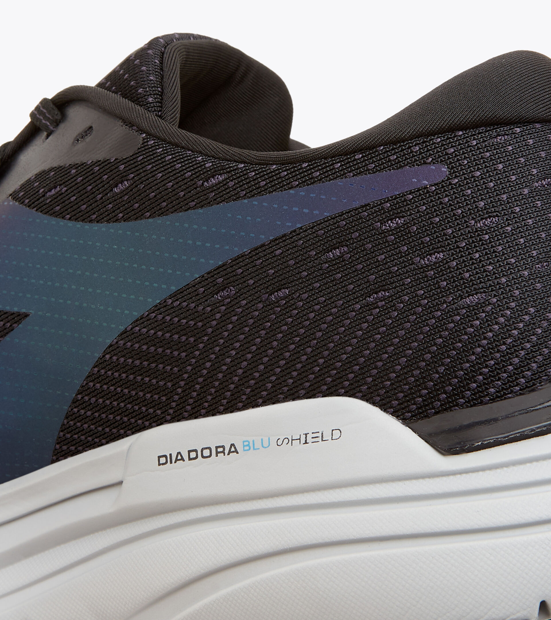 Footwear Sport UOMO MYTHOS BLUSHIELD HIP 6 BLACK/NINE IRON Diadora