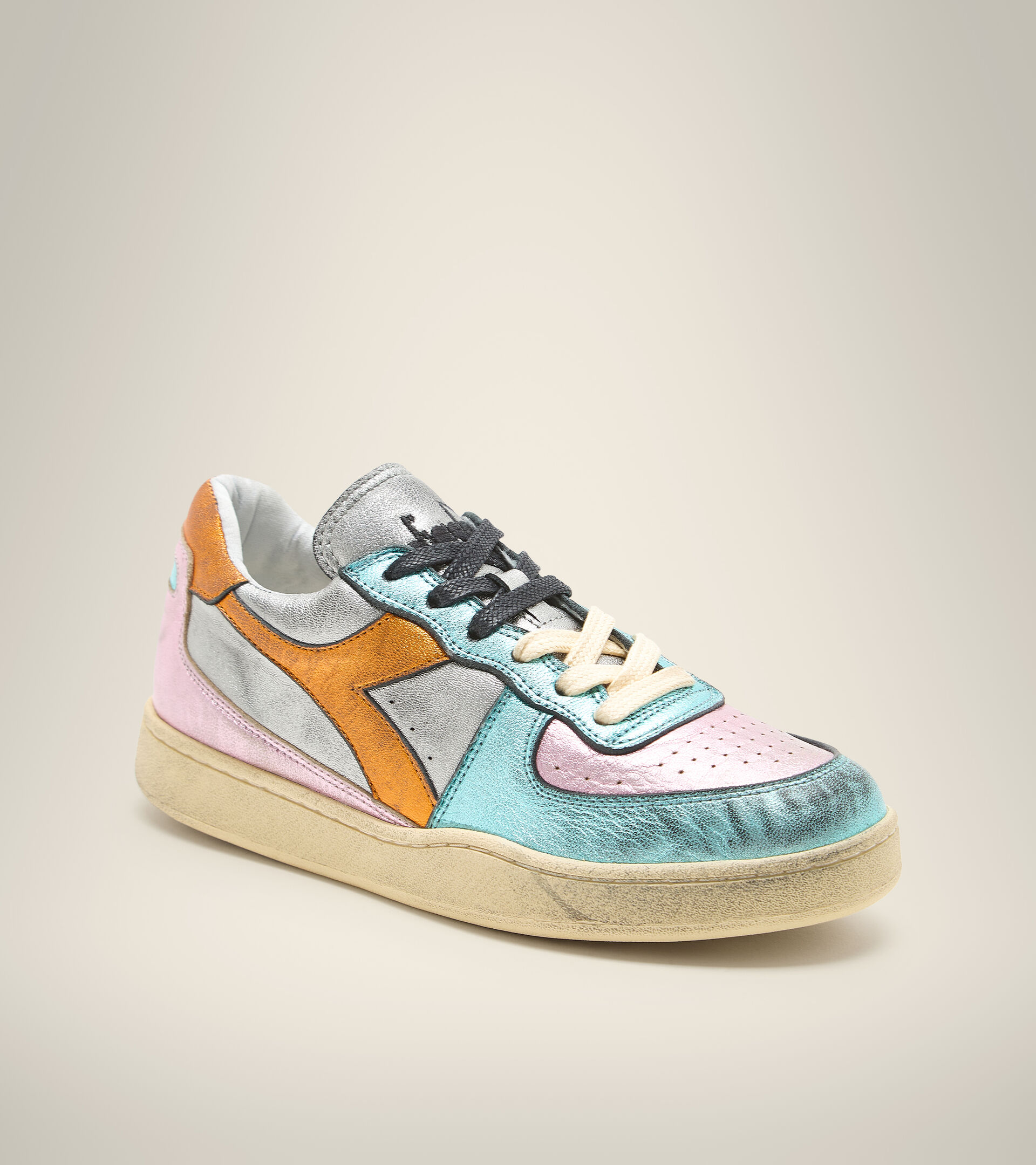 Heritage-Schuh - Damen MI BASKET LOW METALLIC USED WN ARGENTO/ARANCIO VIBRANTE - Diadora