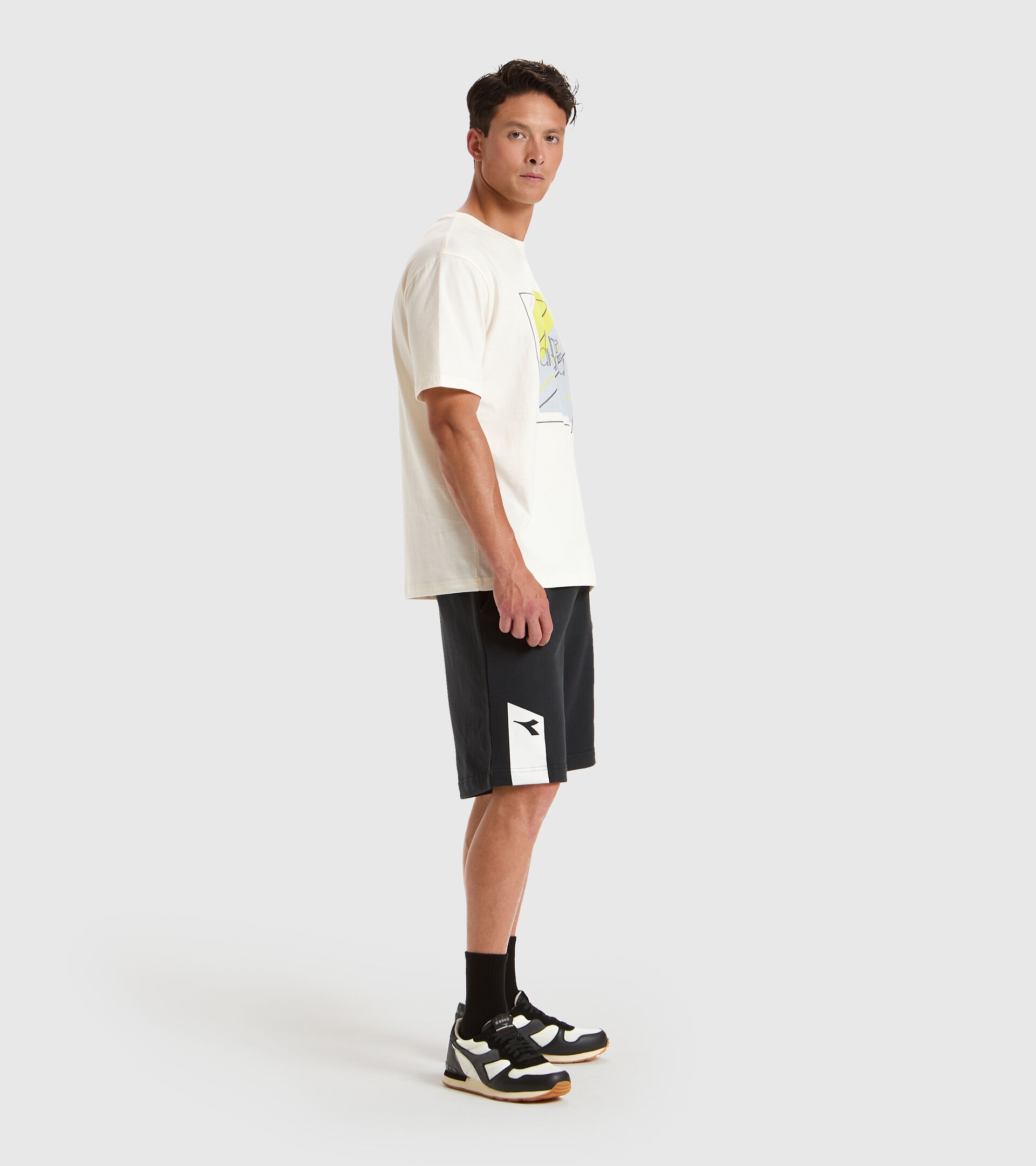 T-shirt - Men T-SHIRT SS 5PALLLE URBANITY WHITE - Diadora