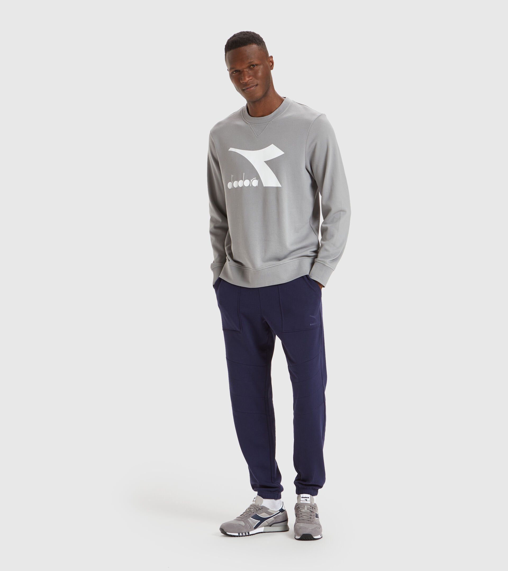 Sweater mit Rundhalsausschnitt - Herren SWEATSHIRT CREW LOGO CHROMIA GREIF - Diadora
