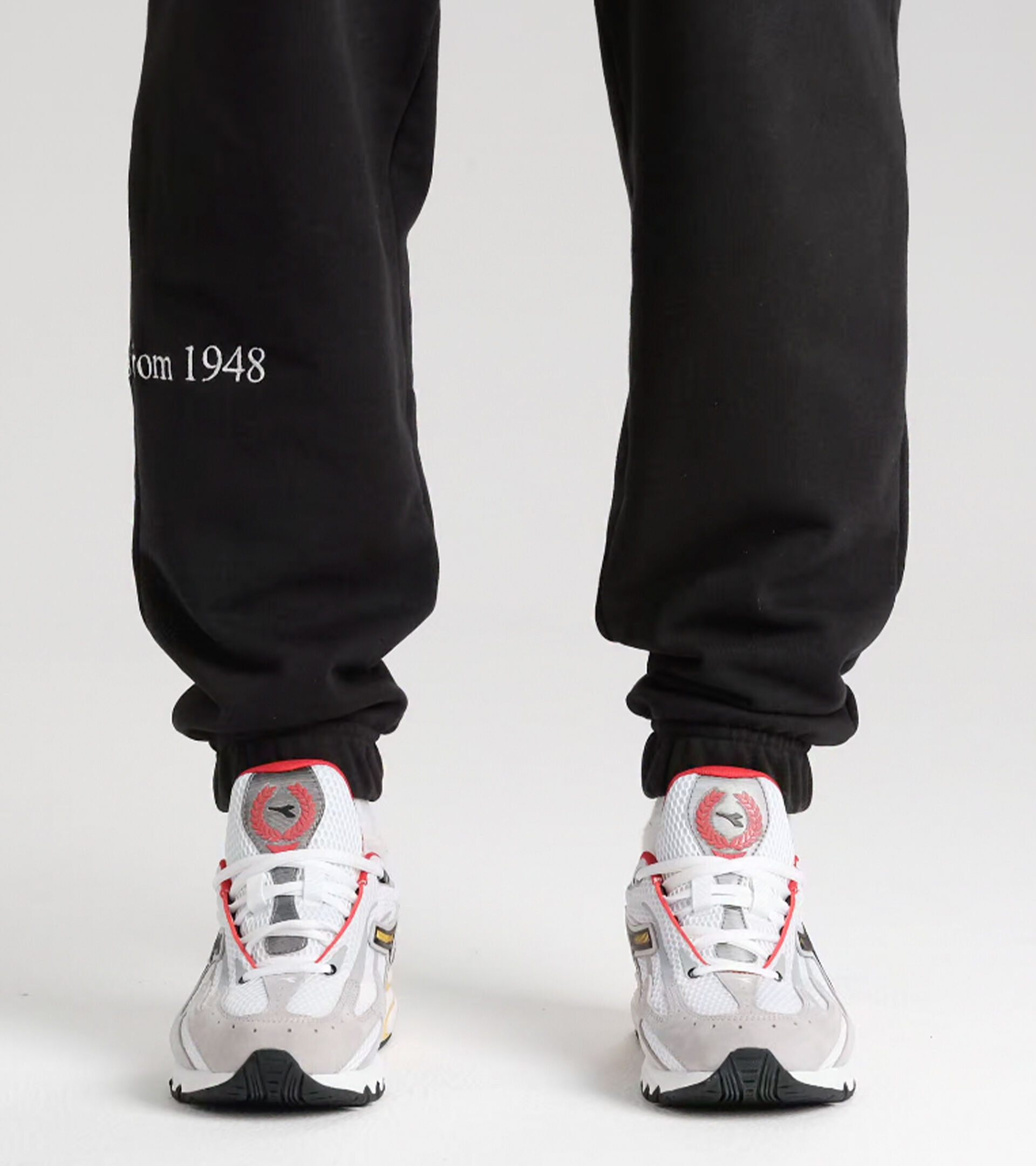 Sports sneakers - All-Gender MYTHOS PROPULSION 280 MASCOTTE SUPER WHITE /CARMINE RED - Diadora