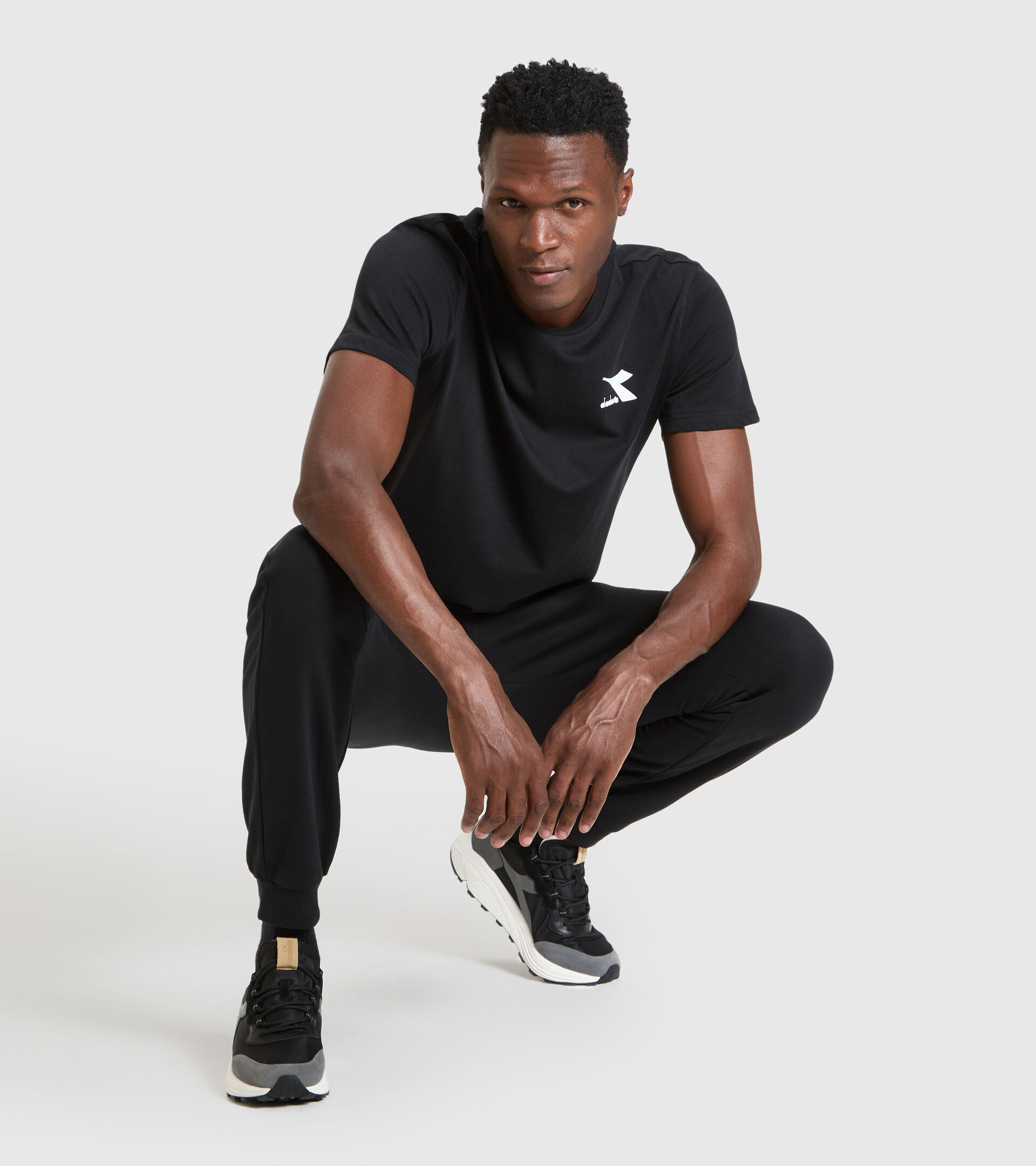 T-shirt - Men T-SHIRT SS CHROMIA BLACK - Diadora