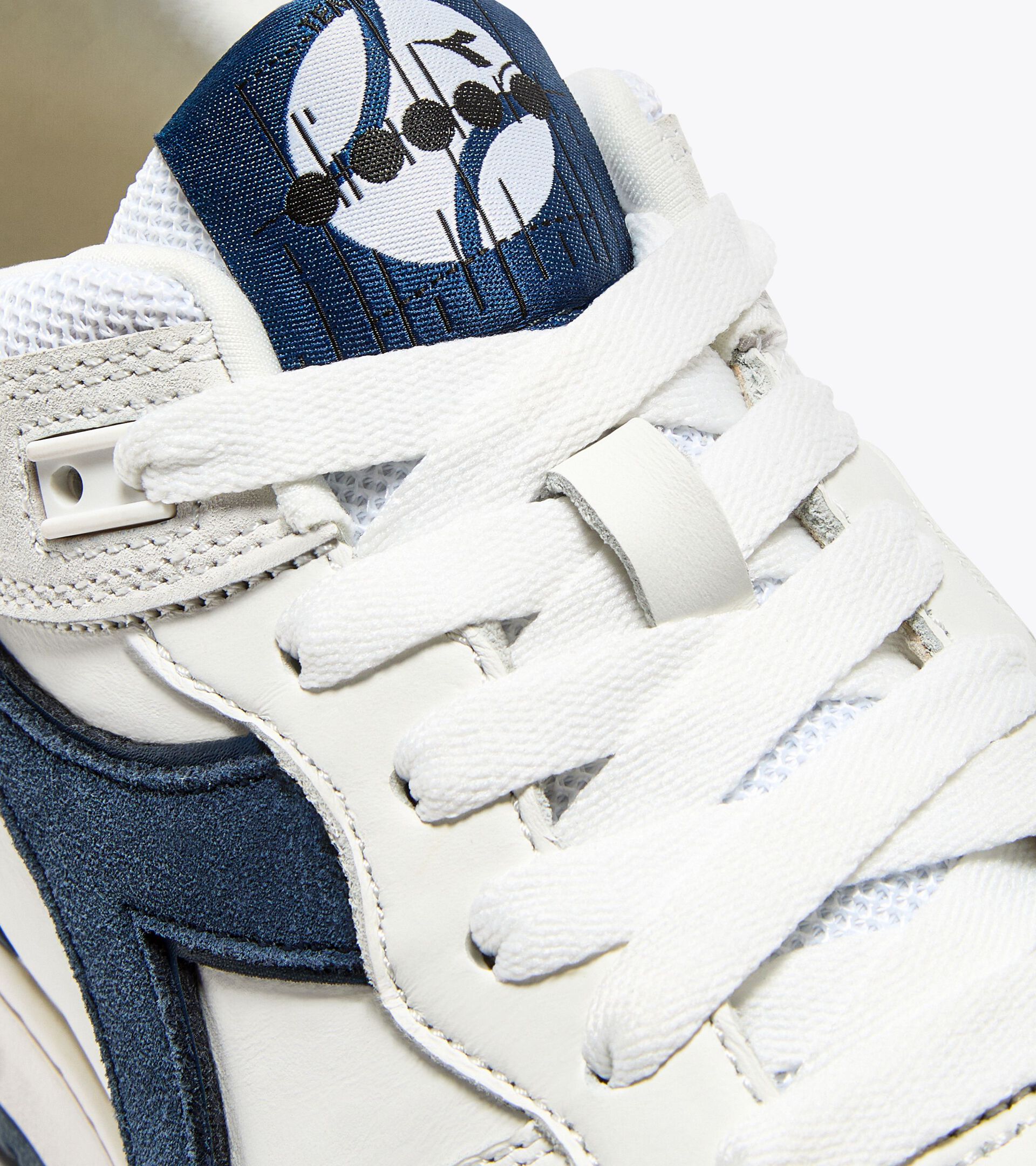 Sneaker Heritage in pelle - Per ogni genere B.560 USED BIANCO/BLU ATLANTICO - Diadora