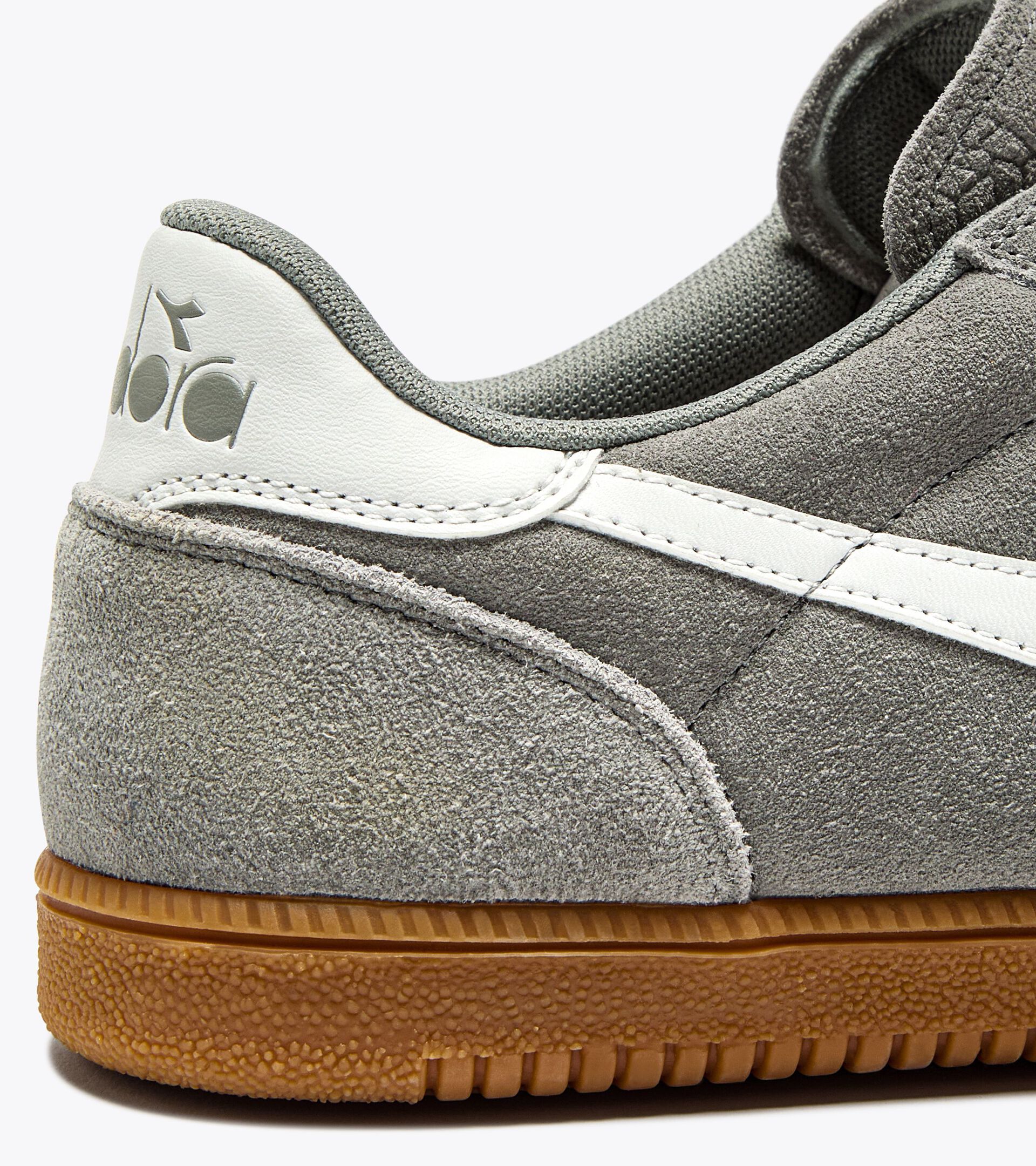 Leather sneakers - All-Gender
 TOKYO WHITE/GRAY LIMESTONE - Diadora