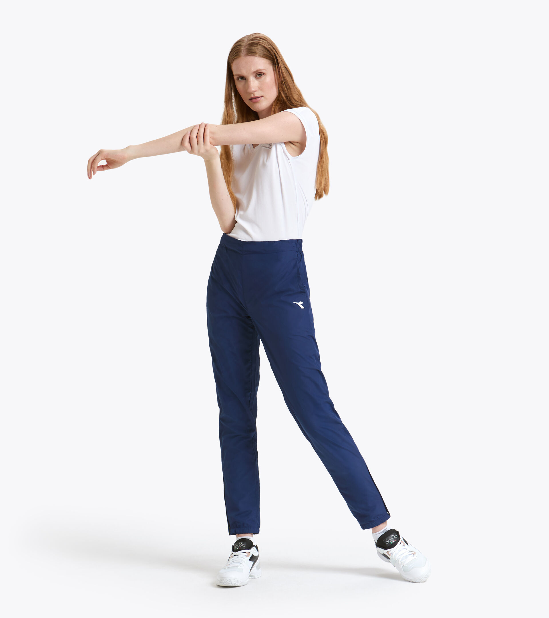 Pantalon de tennis - Femme L. PANT COURT BLEU DOMAINE - Diadora